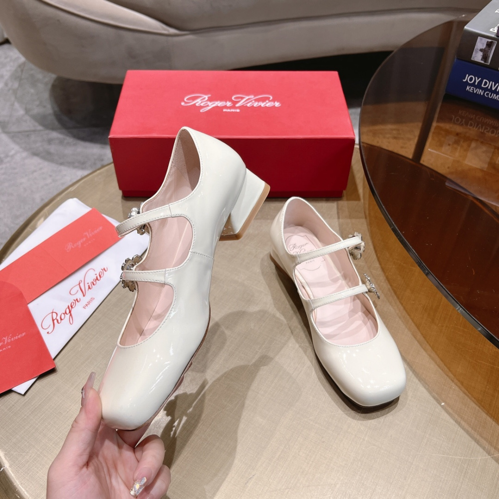 高仿RogerVivier*RVW5103漆皮瑪麗珍鞋白色3CM免檢版