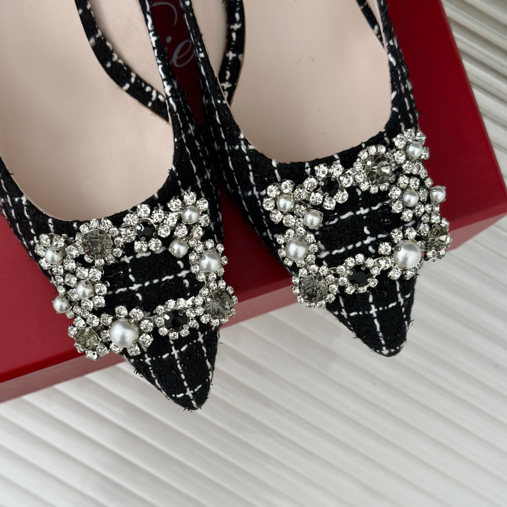 高仿RogerVivier*RVW4143尖頭水鑽針織帆布黑色6.5CM免檢版