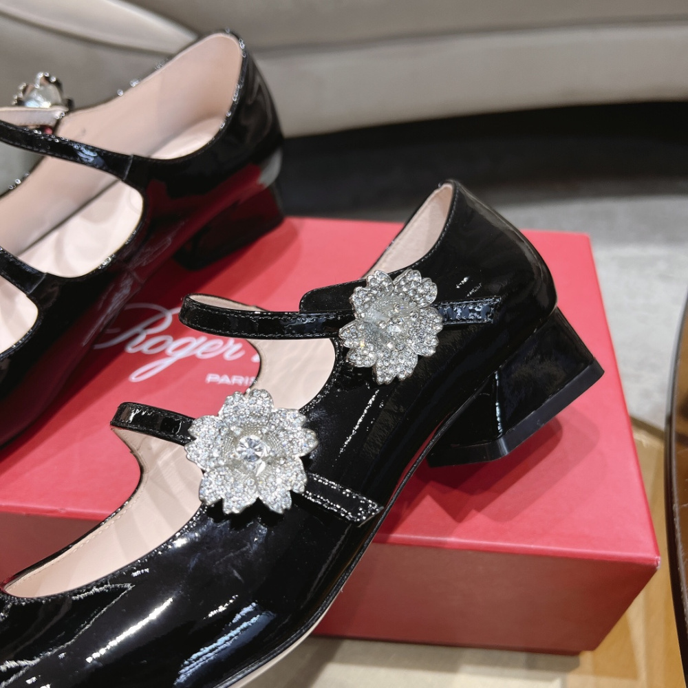 高仿RogerVivier*RVW5003漆皮瑪麗珍鞋黑色3CM免檢版