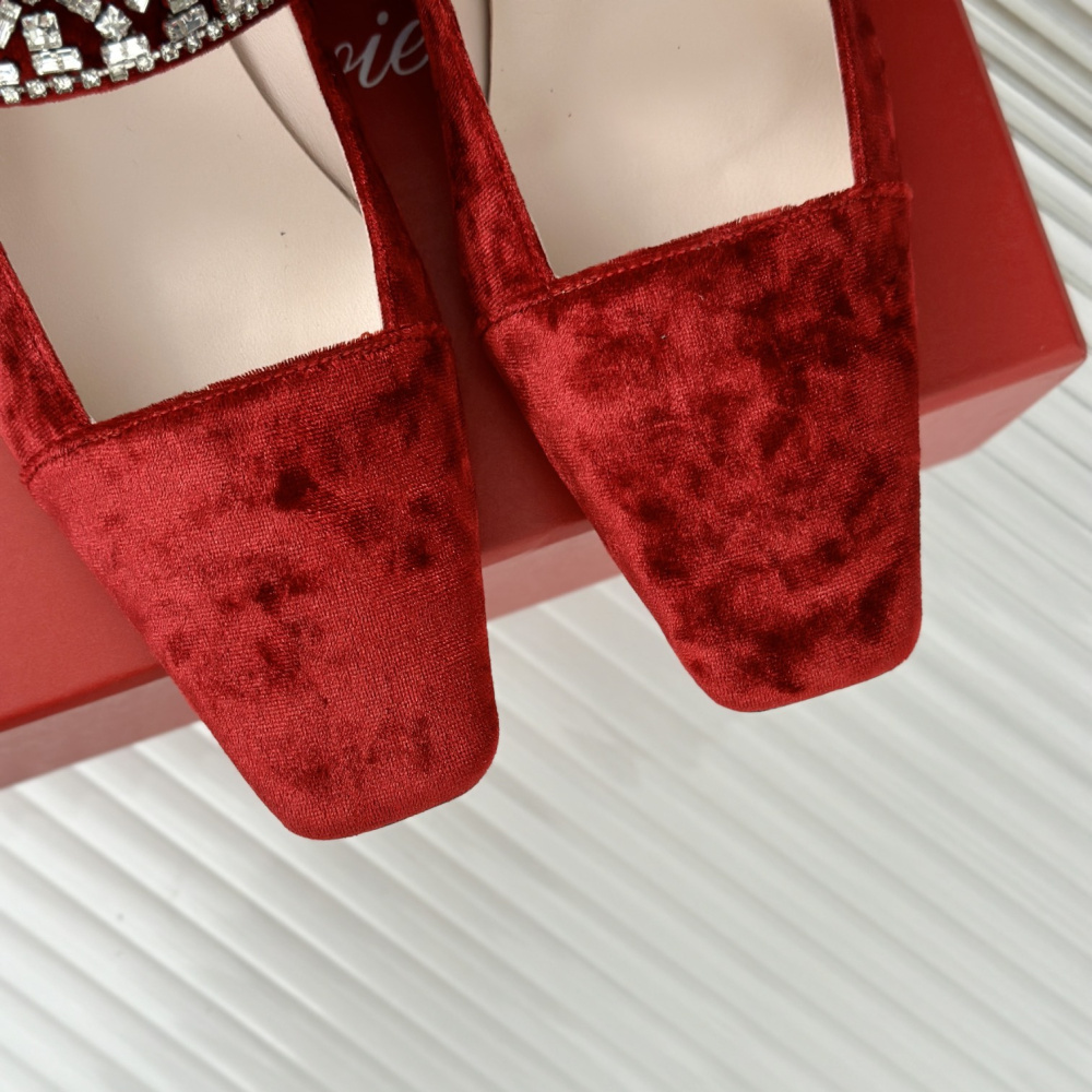 高仿RogerVivier*RVW0076絨面瑪麗珍鞋紅色1.5CM免檢版