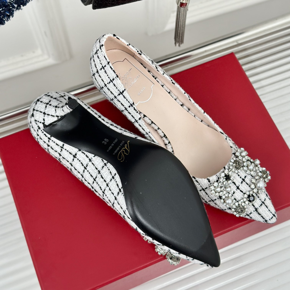 高仿RogerVivier*RVW4044尖頭水鑽針織帆布白色6.5CM免檢版