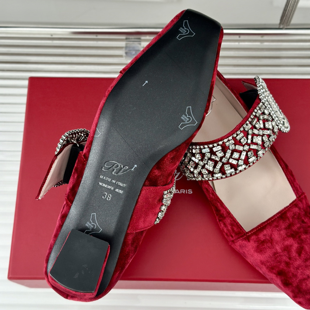 高仿RogerVivier*RVW0076絨面瑪麗珍鞋紅色1.5CM免檢版