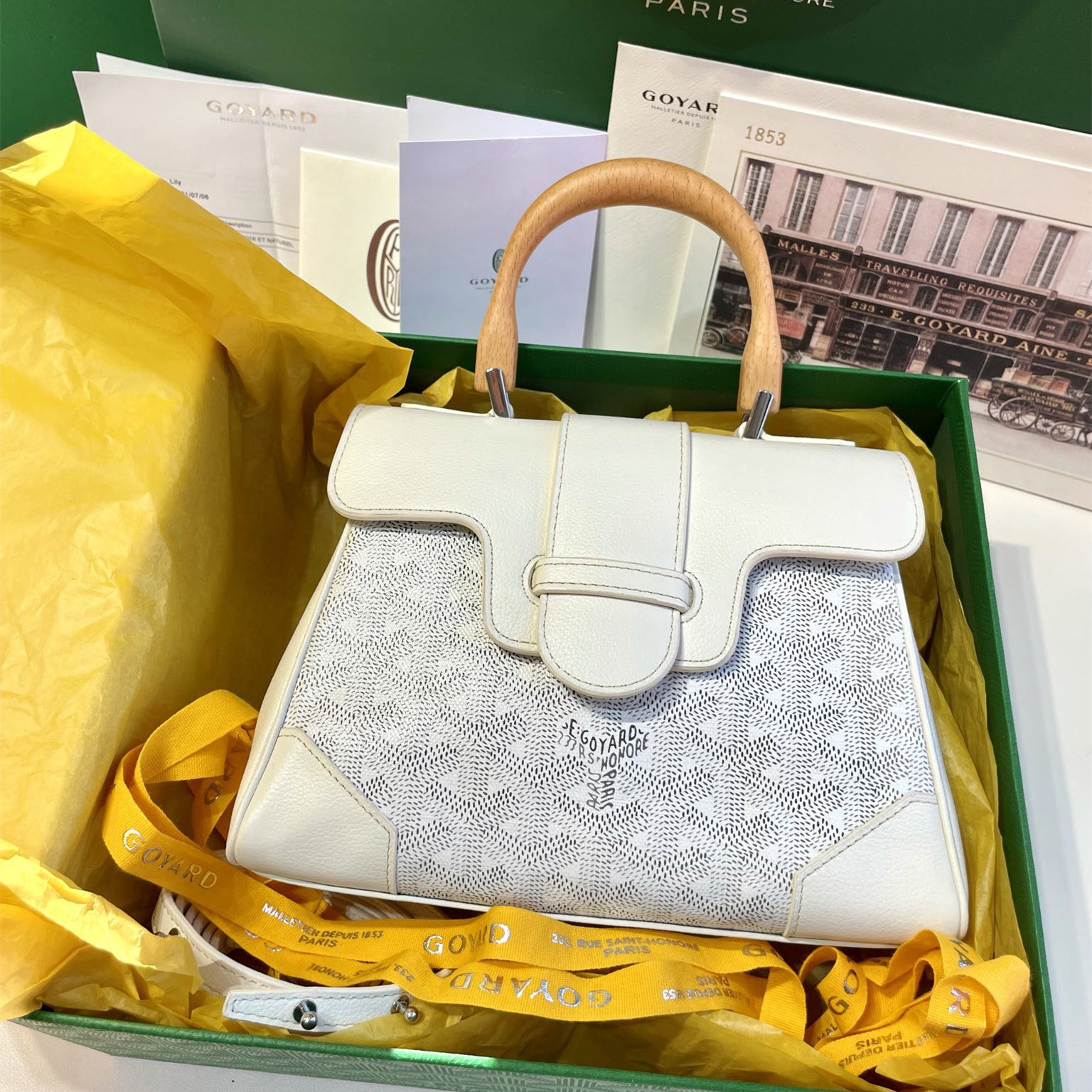 高仿Goyard*SAIGONL櫸木手柄單肩包白色免檢版