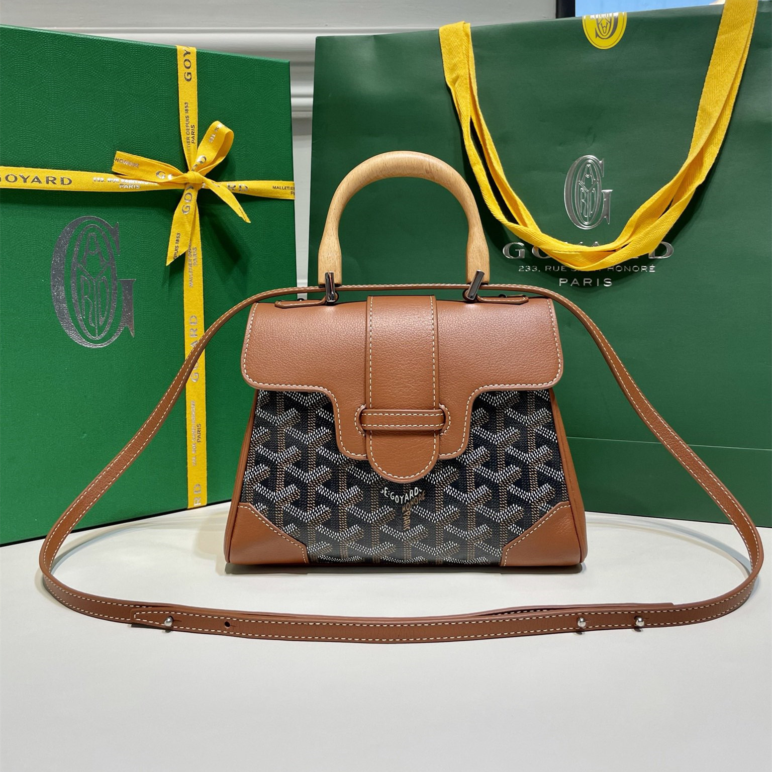 高仿Goyard*SAIGONQ櫸木手柄單肩包棕色免檢版