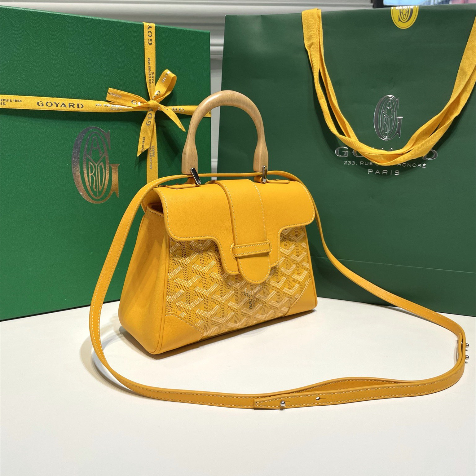 高仿Goyard*SAIGONW櫸木手柄單肩包黃色免檢版