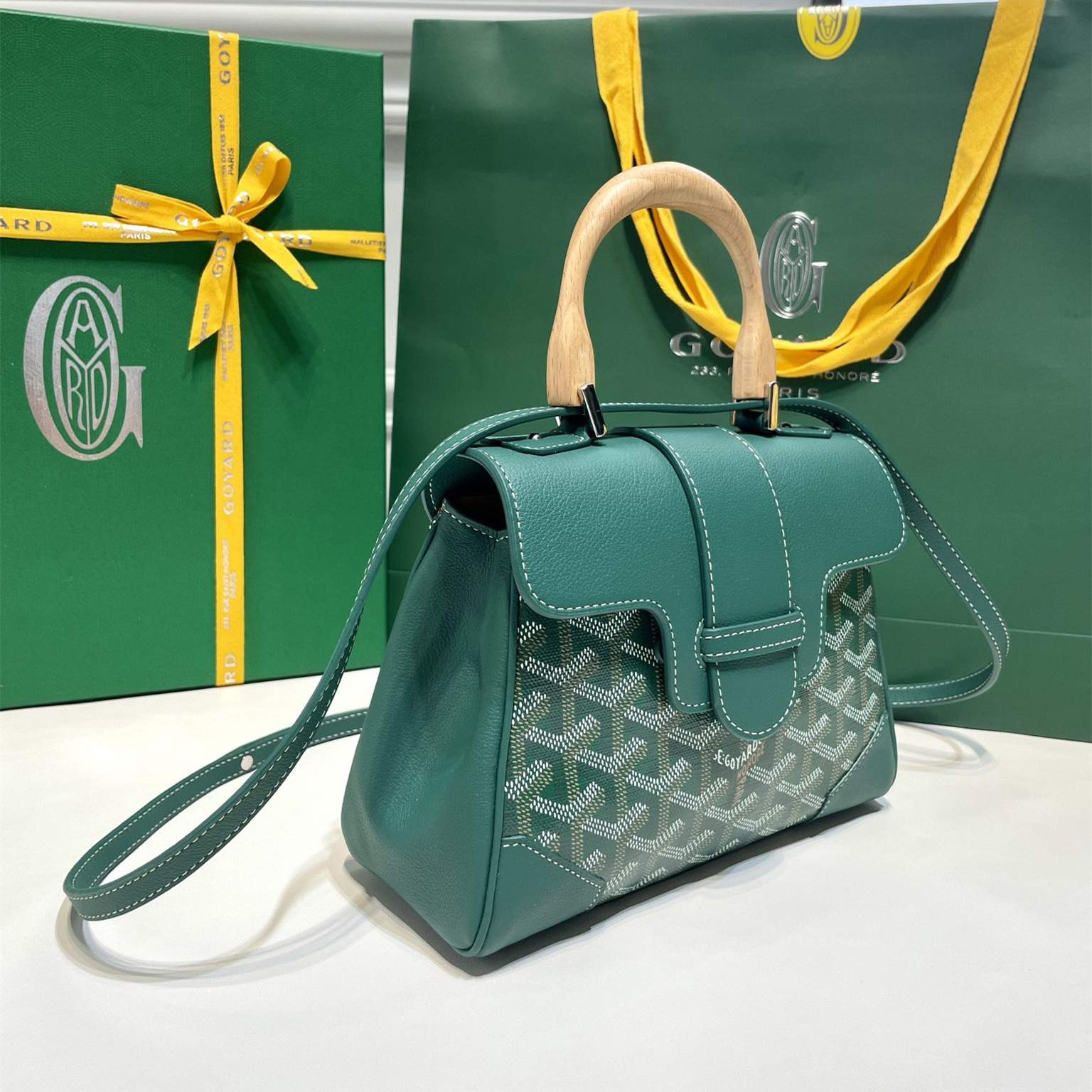 高仿Goyard*SAIGONR櫸木手柄單肩包綠色免檢版