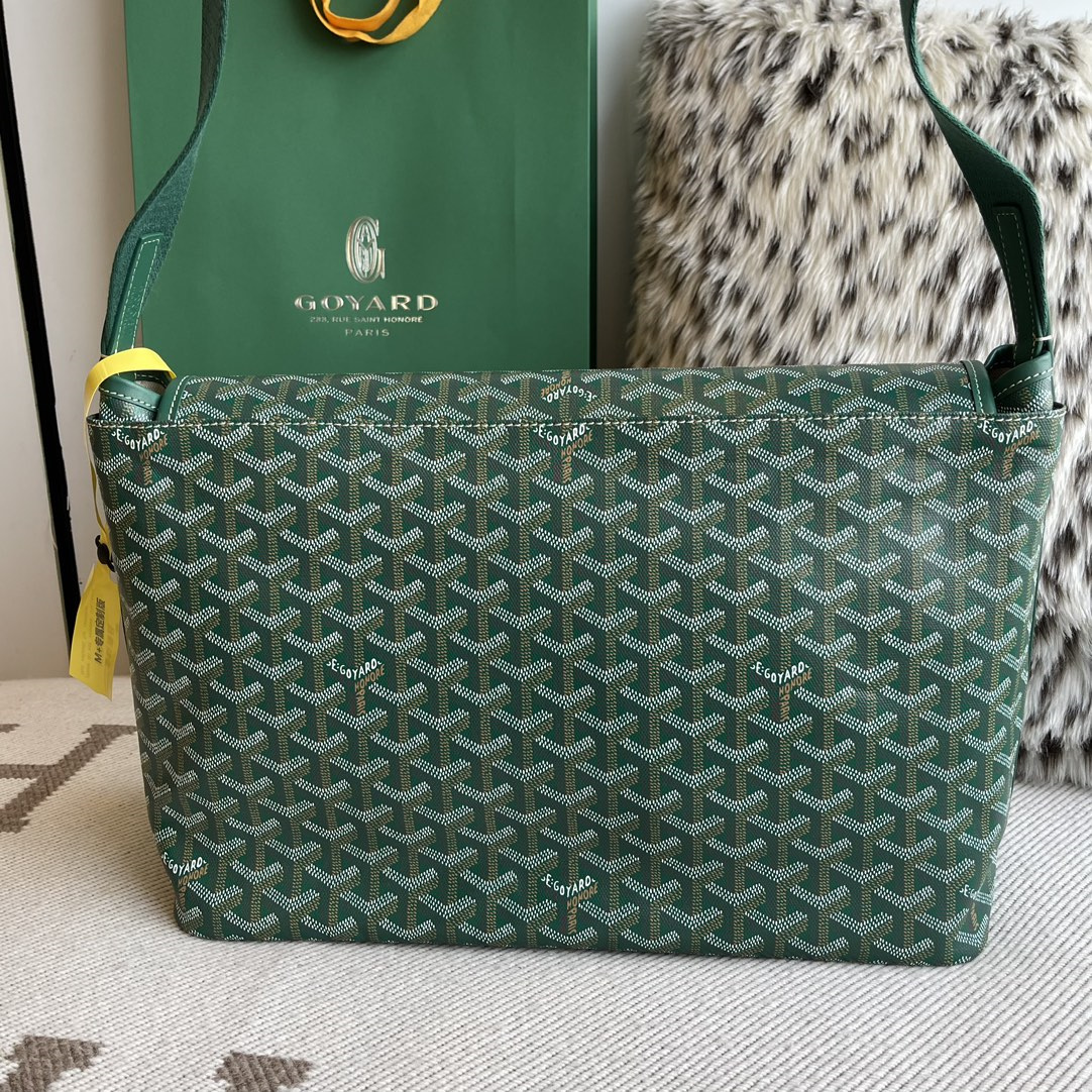 高仿Goyard*Capetien系列CAPETIX郵差包綠色中號免檢版