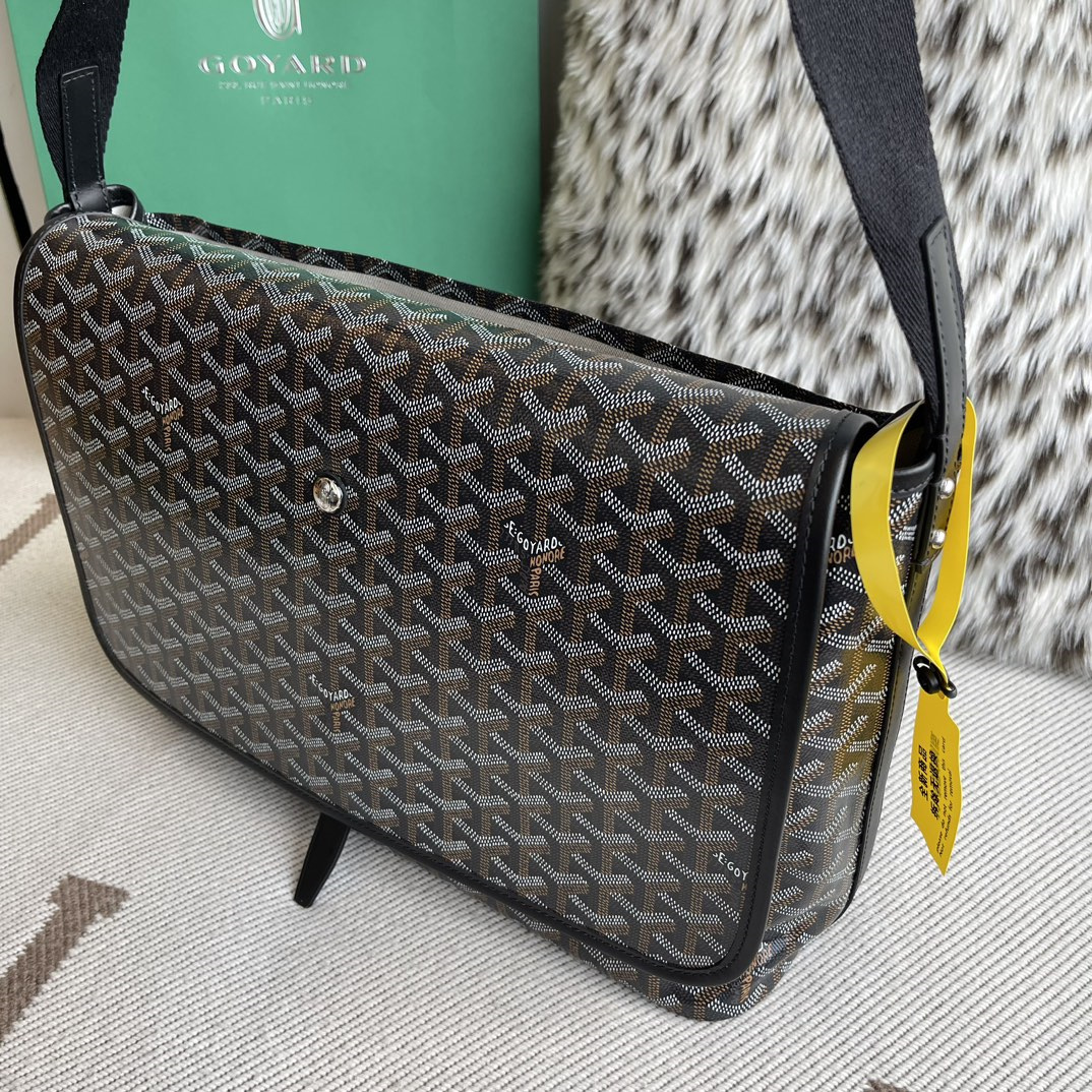 高仿Goyard*Capetien系列CAPETIM郵差包黑色中號免檢版