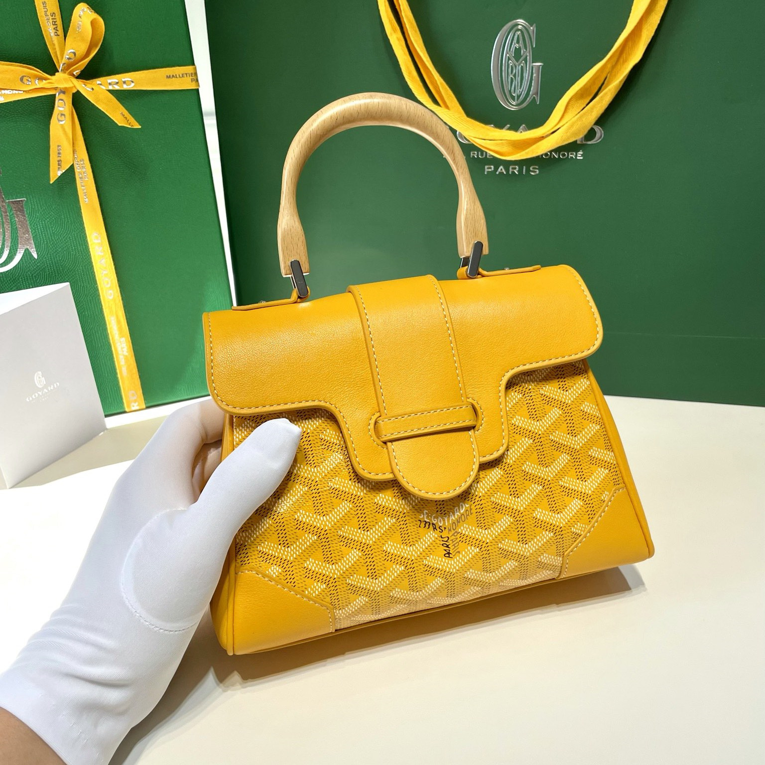 高仿Goyard*SAIGONW櫸木手柄單肩包黃色免檢版