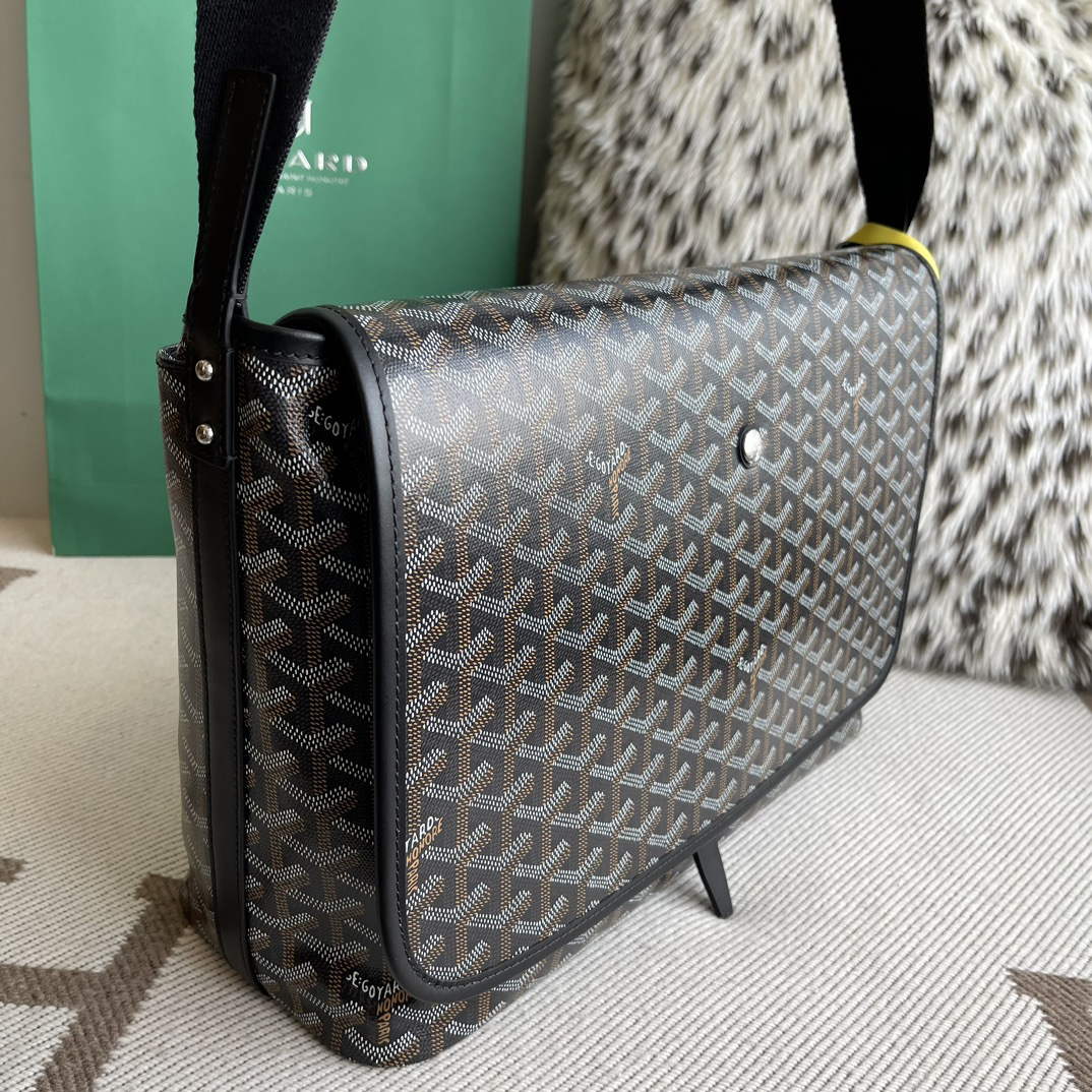 高仿Goyard*Capetien系列CAPETIM郵差包黑色中號免檢版