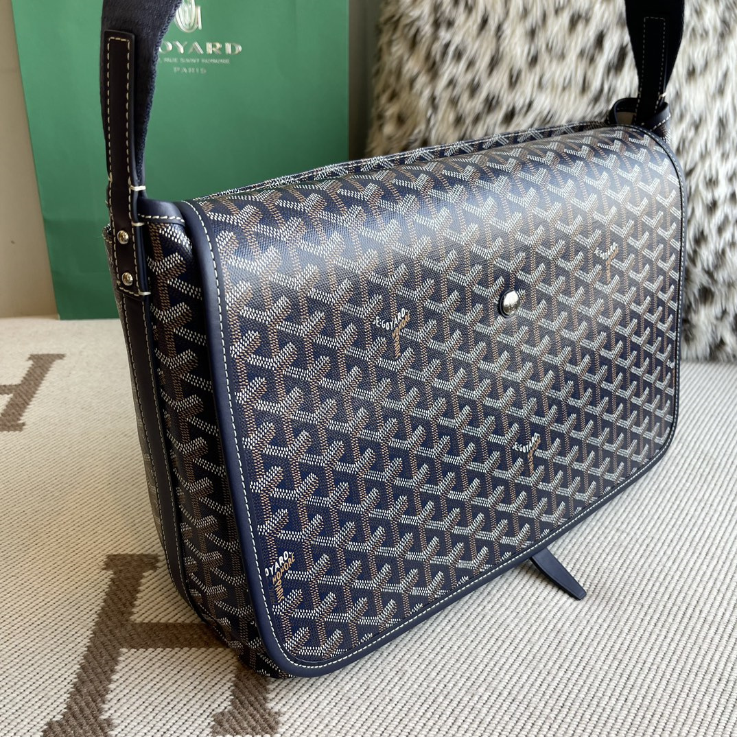 高仿Goyard*Capetien系列CAPETIS郵差包深藍中號免檢版