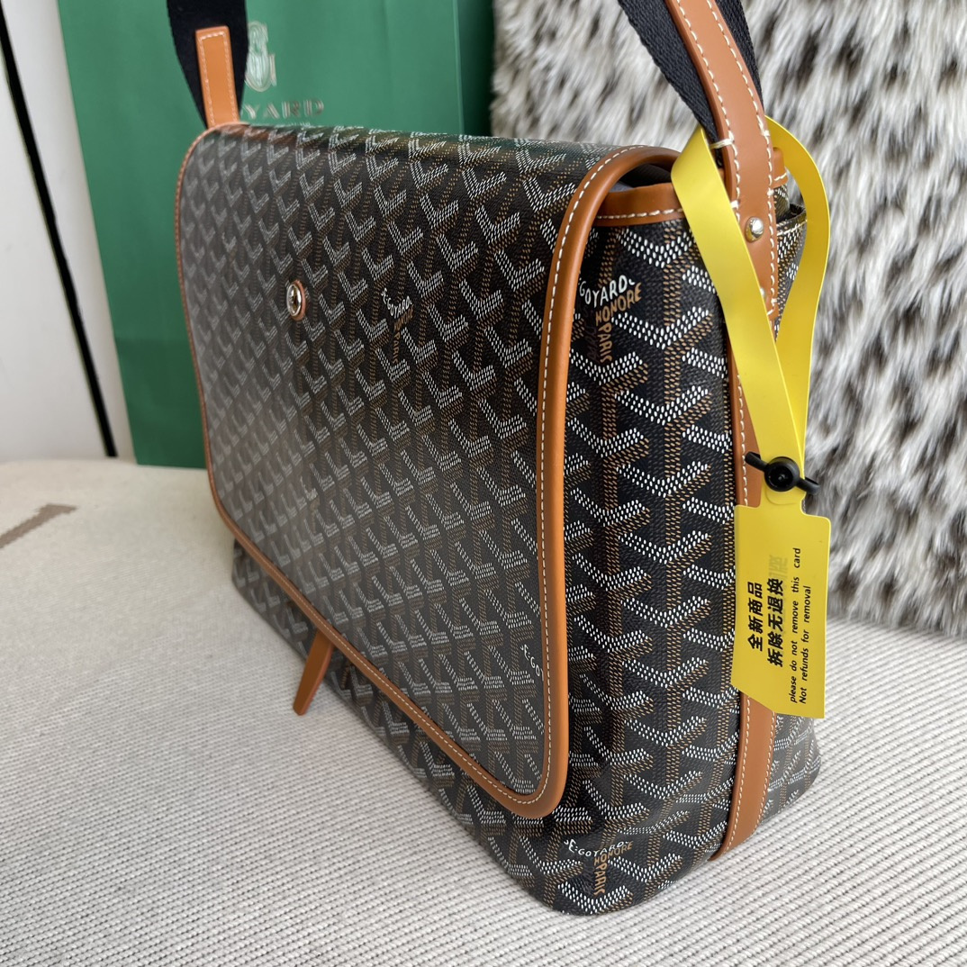 高仿Goyard*Capetien系列CAPETIE郵差包棕色中號免檢版