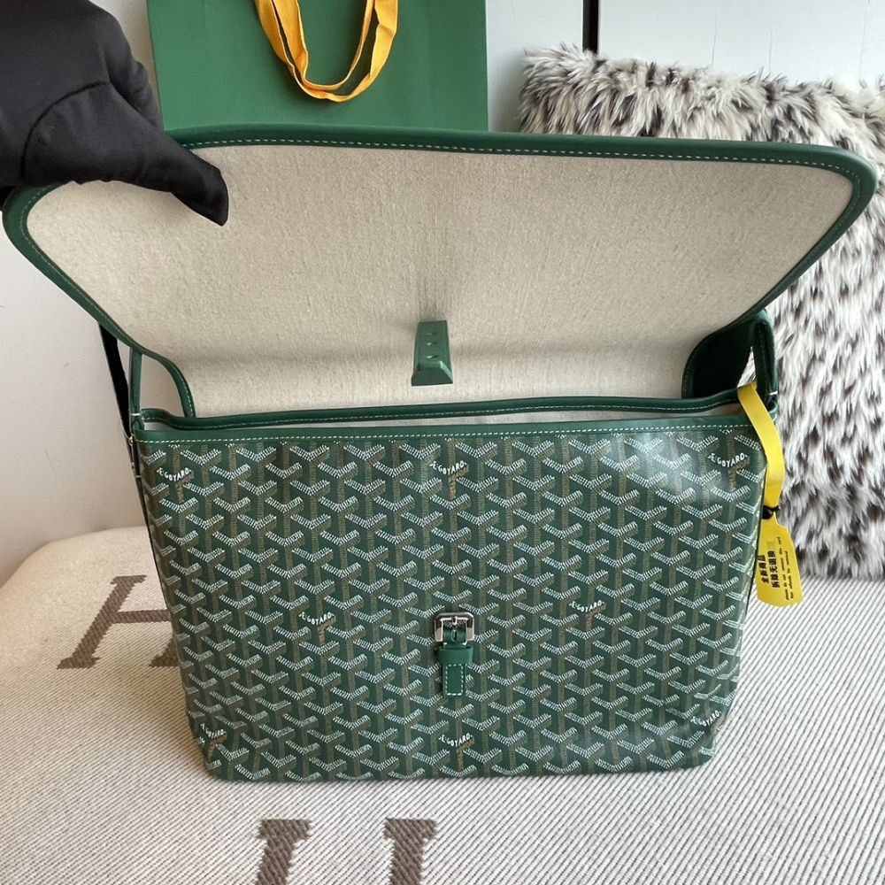 高仿Goyard*Capetien系列CAPETIX郵差包綠色中號免檢版