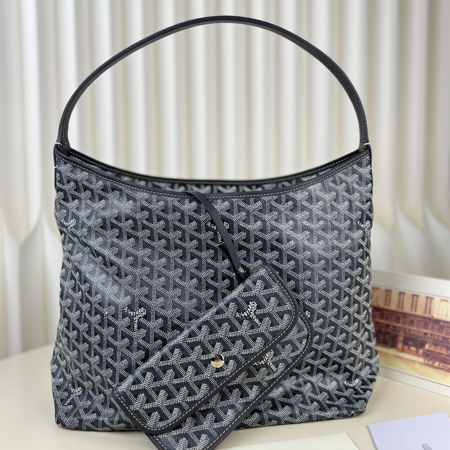 高仿Goyard*Hobo系列BOHEMEP單肩子母手袋灰色免檢版