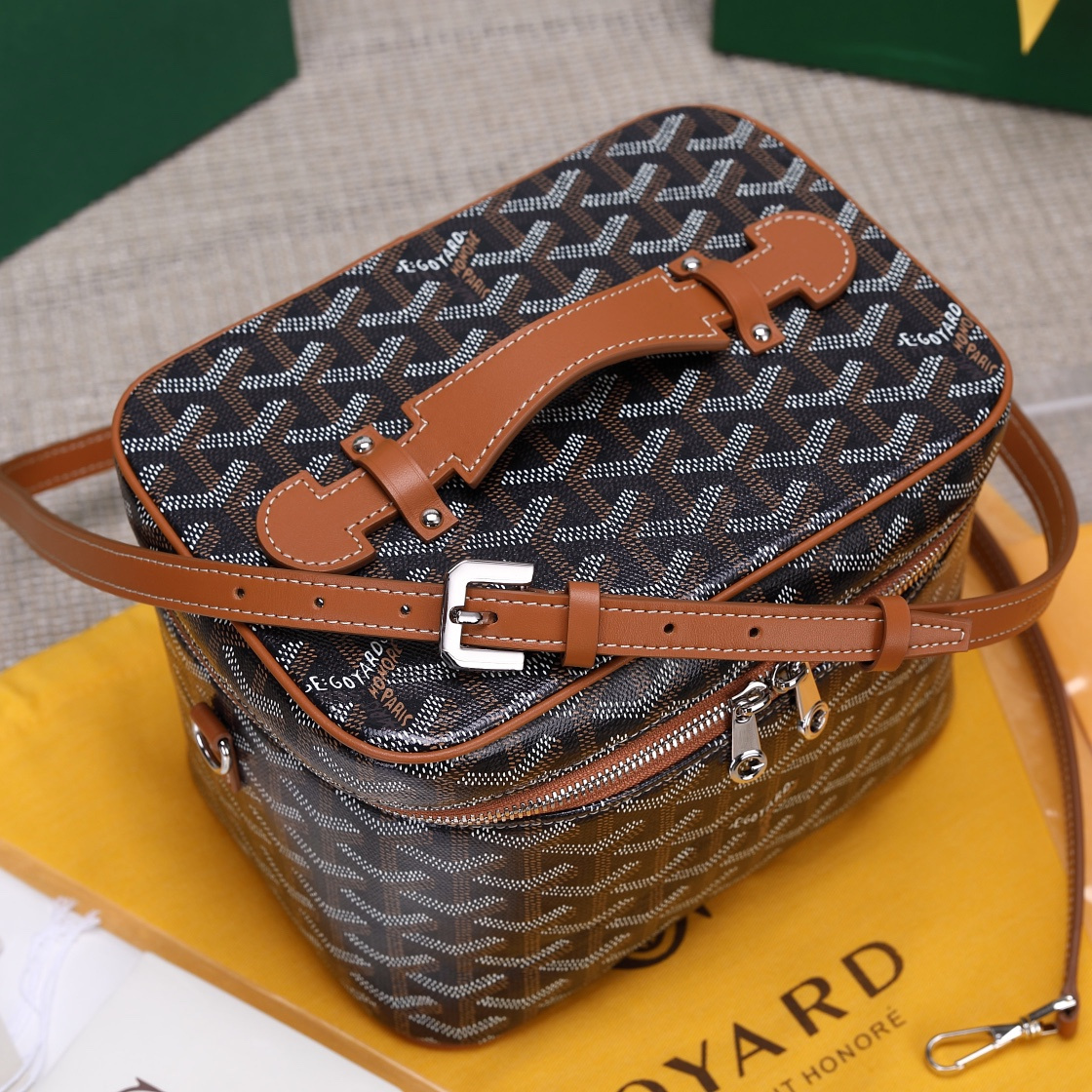 高仿Goyard*Muse系列MUSEVA4單價盒子包棕色免檢版