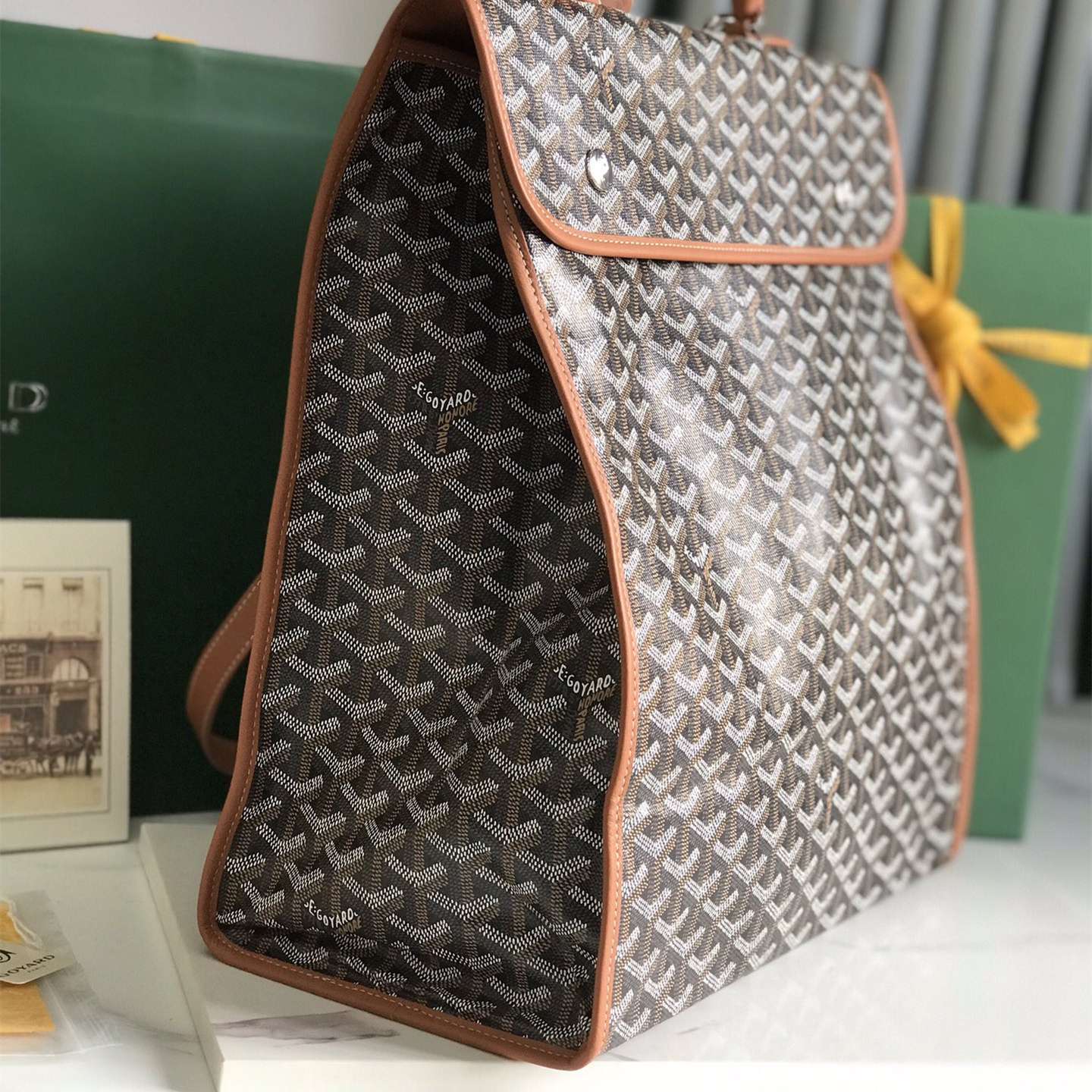 高仿Goyard*STLEGE1折疊雙肩背囊中號棕色免檢版