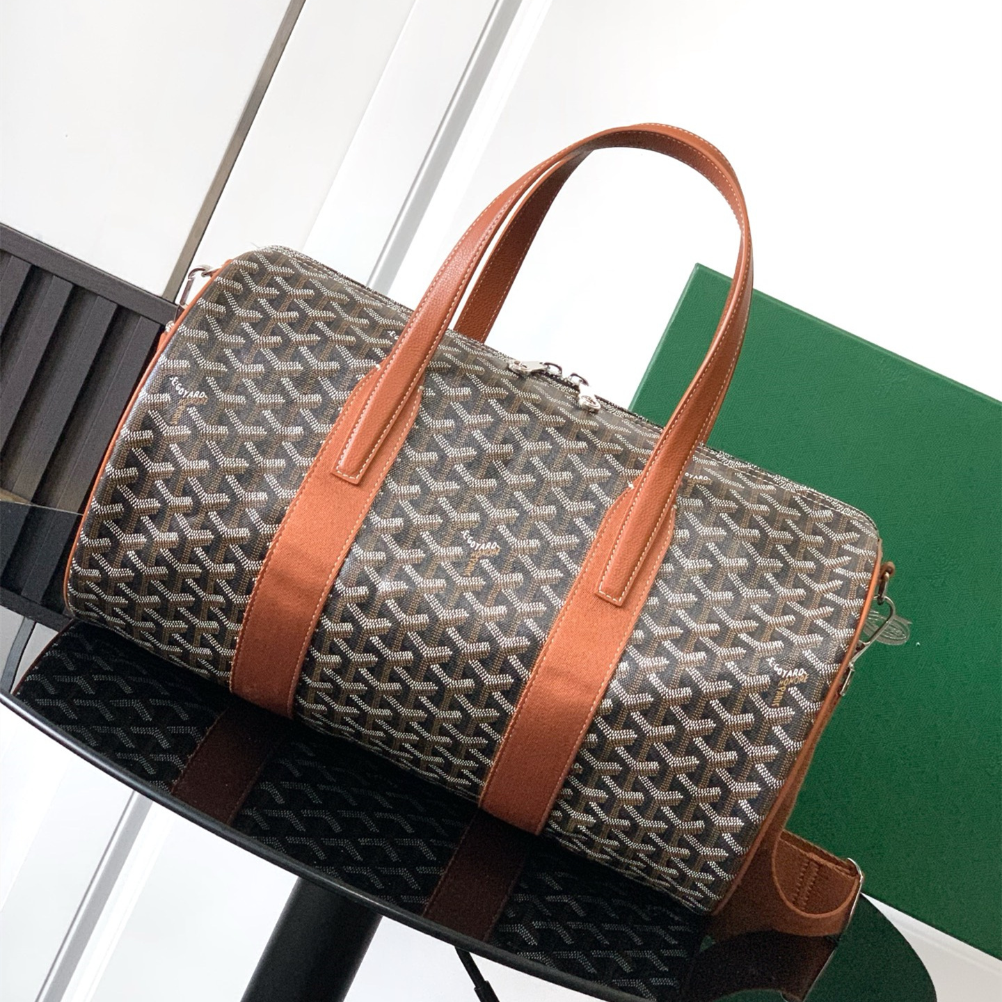 高仿Goyard*BARREL3運動手提旅行袋40棕色免檢版