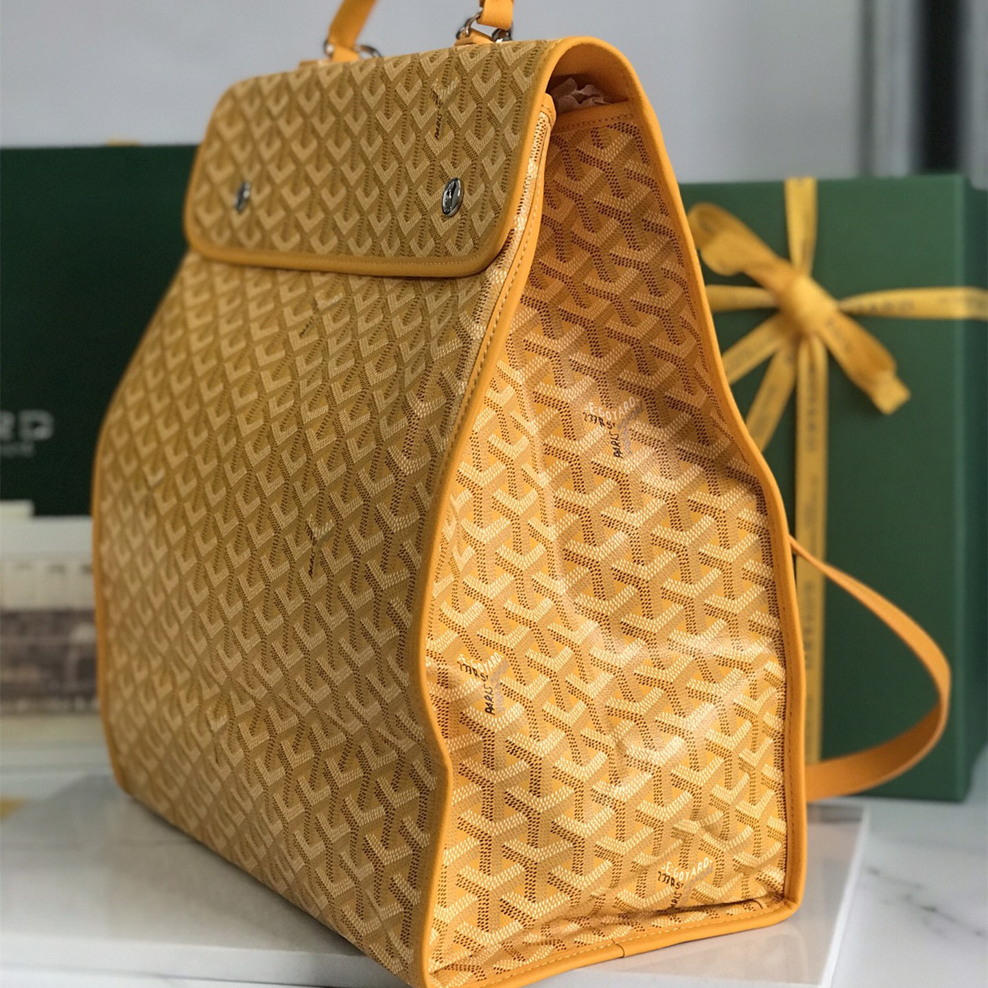 高仿Goyard*STLEGE6折疊雙肩背囊中號黃色免檢版
