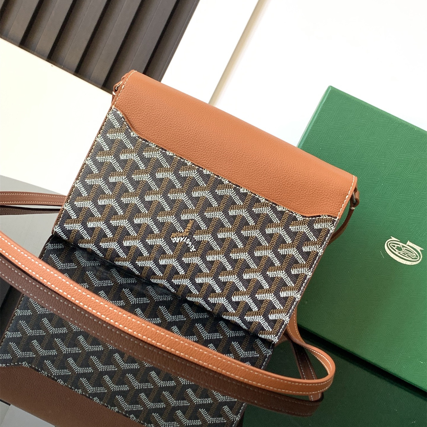 高仿Goyard*CHYPRE10帆布皮革信封袋男女同款棕色免檢版