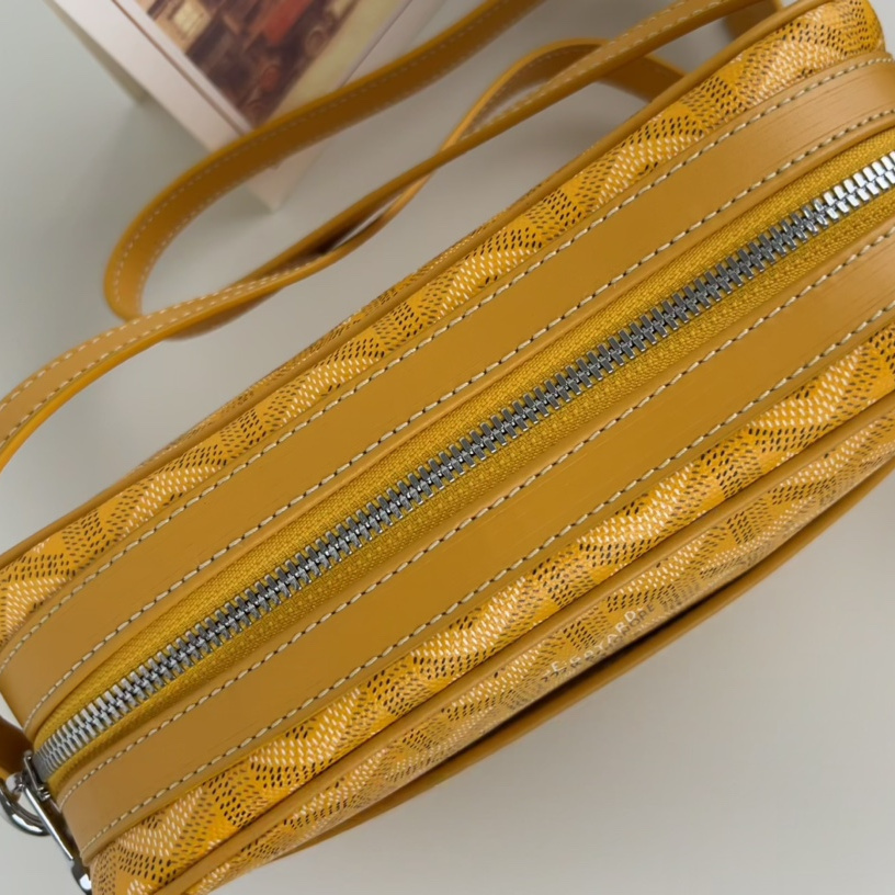 高仿Goyard*CAPVEP8相機郵差包黃色小號免檢版