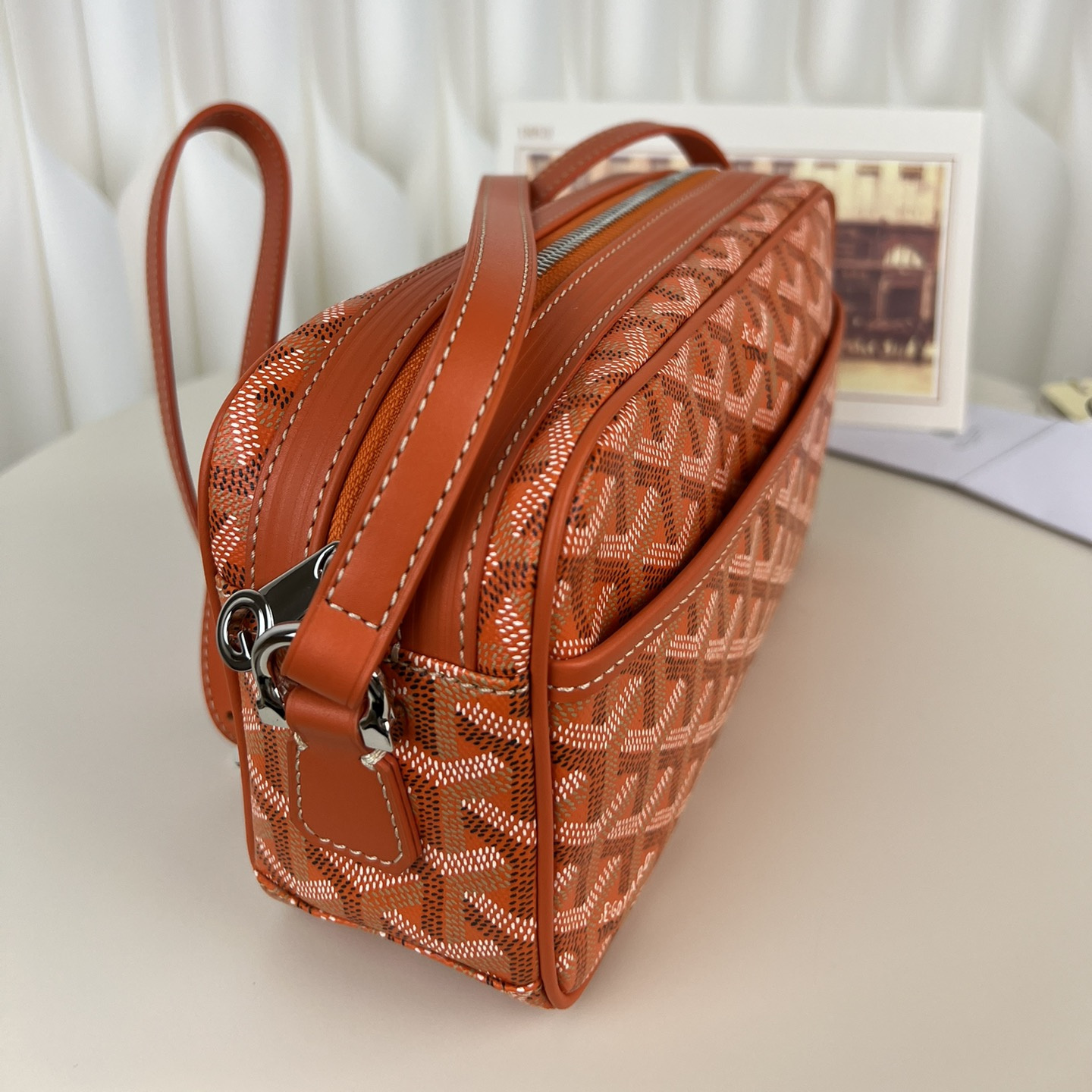 高仿Goyard*CAPVEP11相機郵差包橙色小號免檢版