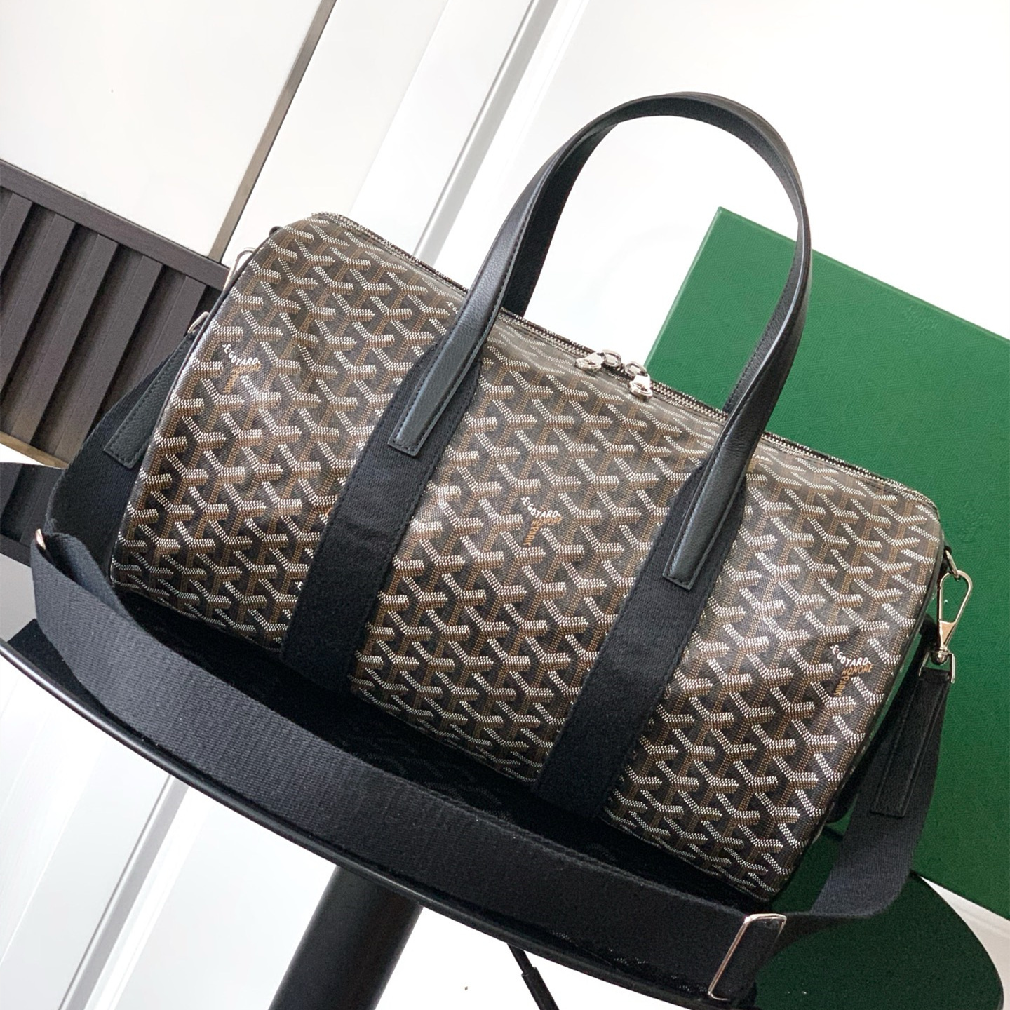 高仿Goyard*BARREL6運動手提旅行袋40黑色免檢版