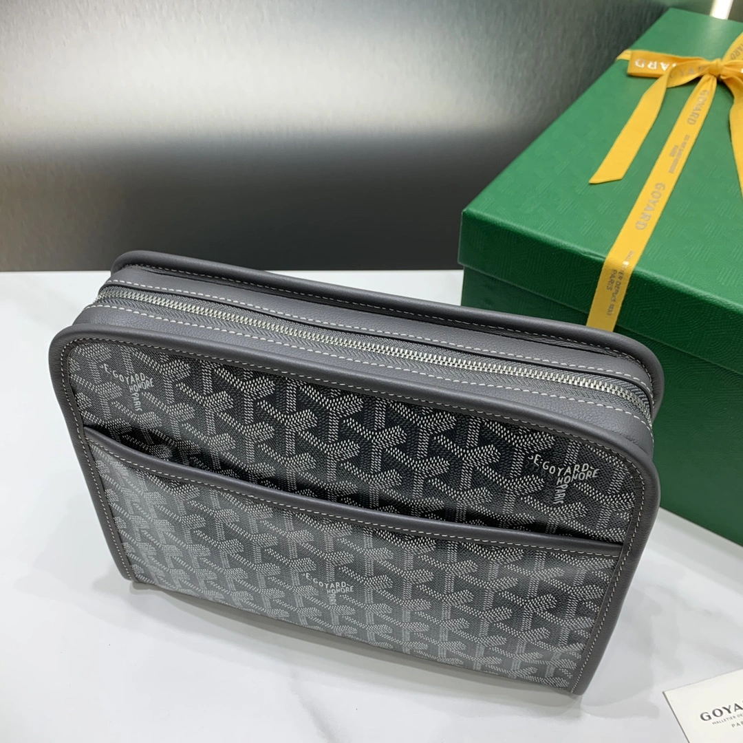 Goyard JOUVEN4 洗漱手拿包 五金與拉鏈特寫
