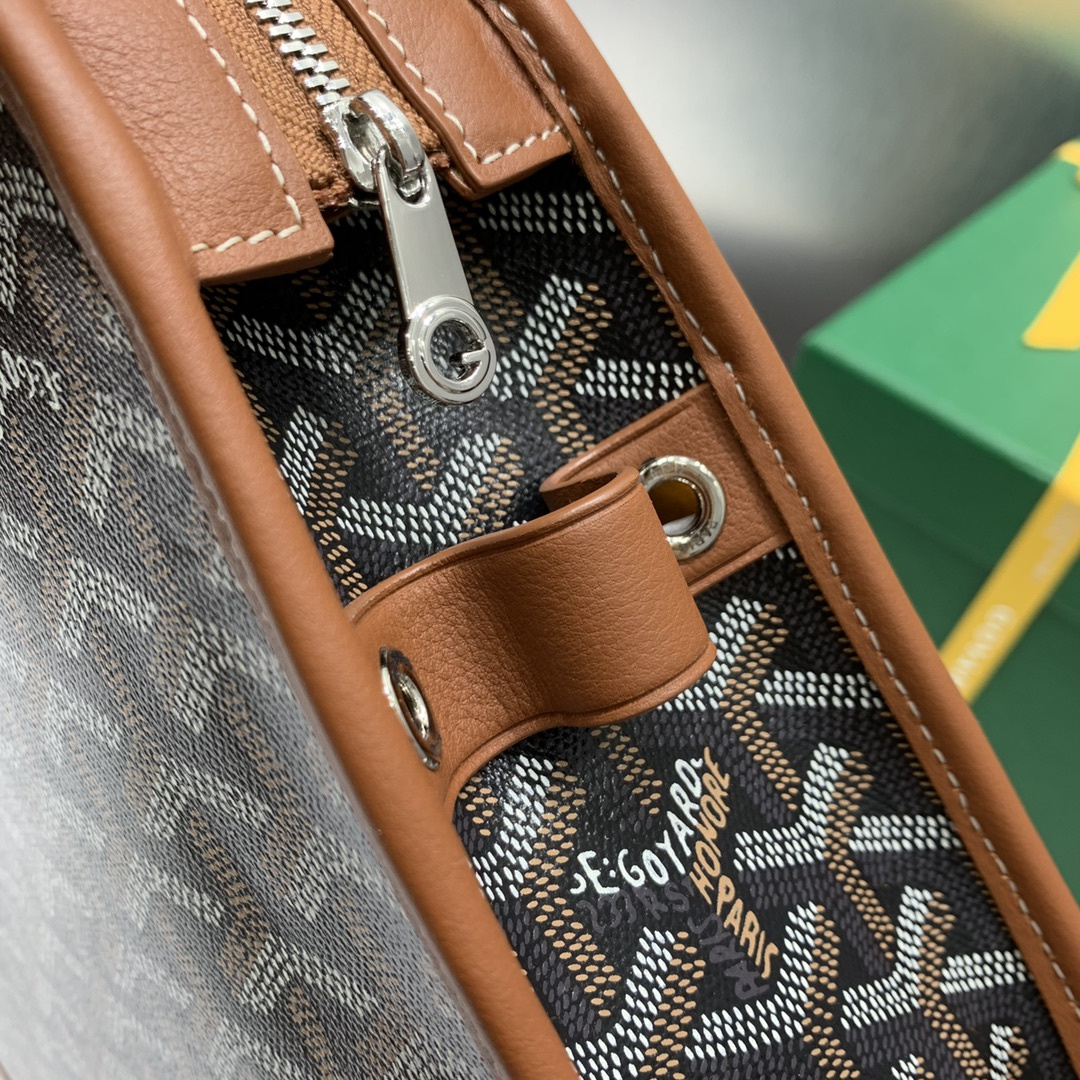 高仿Goyard*JOUVEN2多功能洗漱手拿包棕色小號免檢版