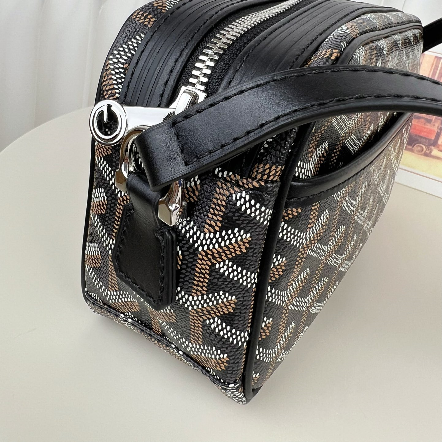 高仿Goyard*CAPVEP5相機郵差包黑色小號免檢版
