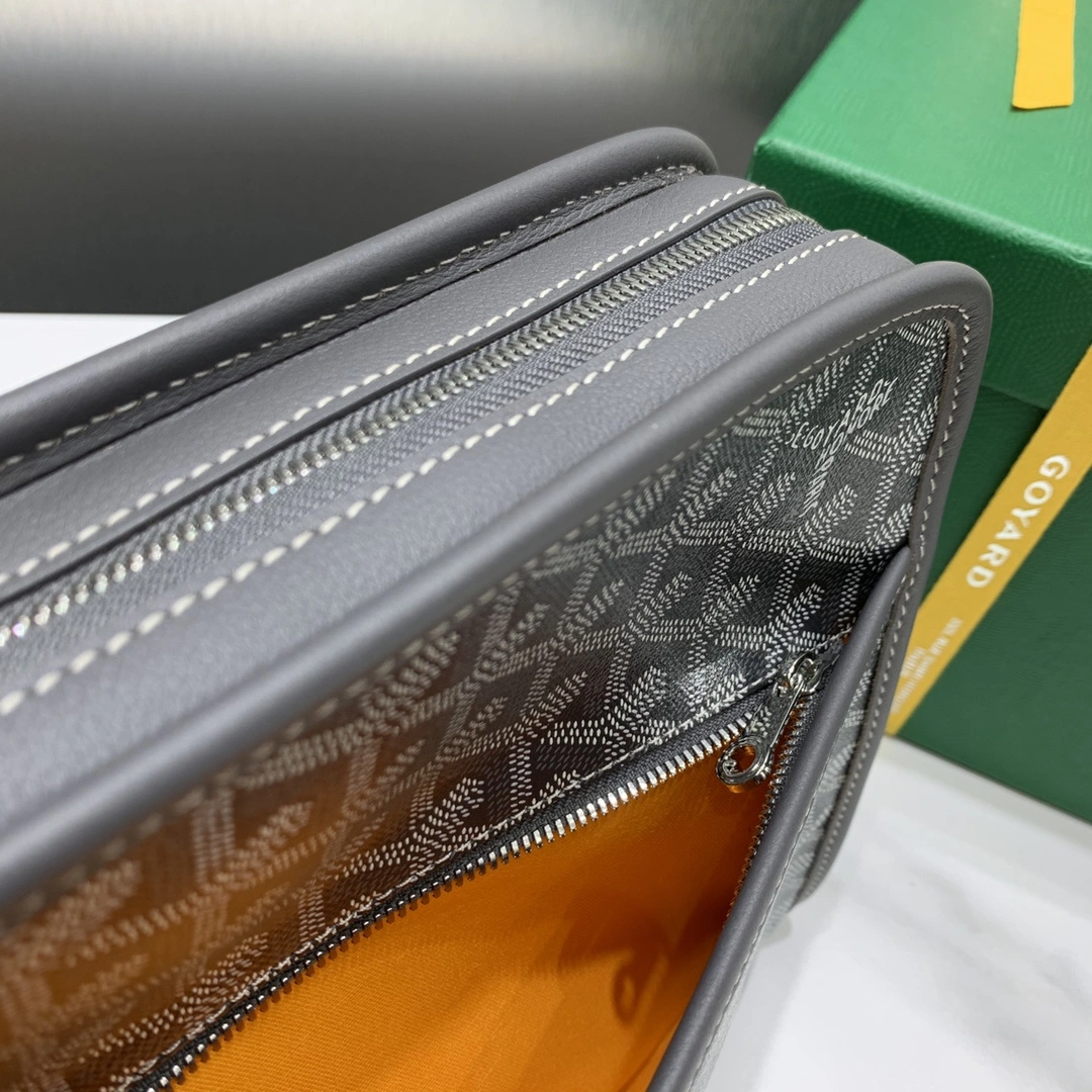 Goyard JOUVEN4 洗漱手拿包 容量實測