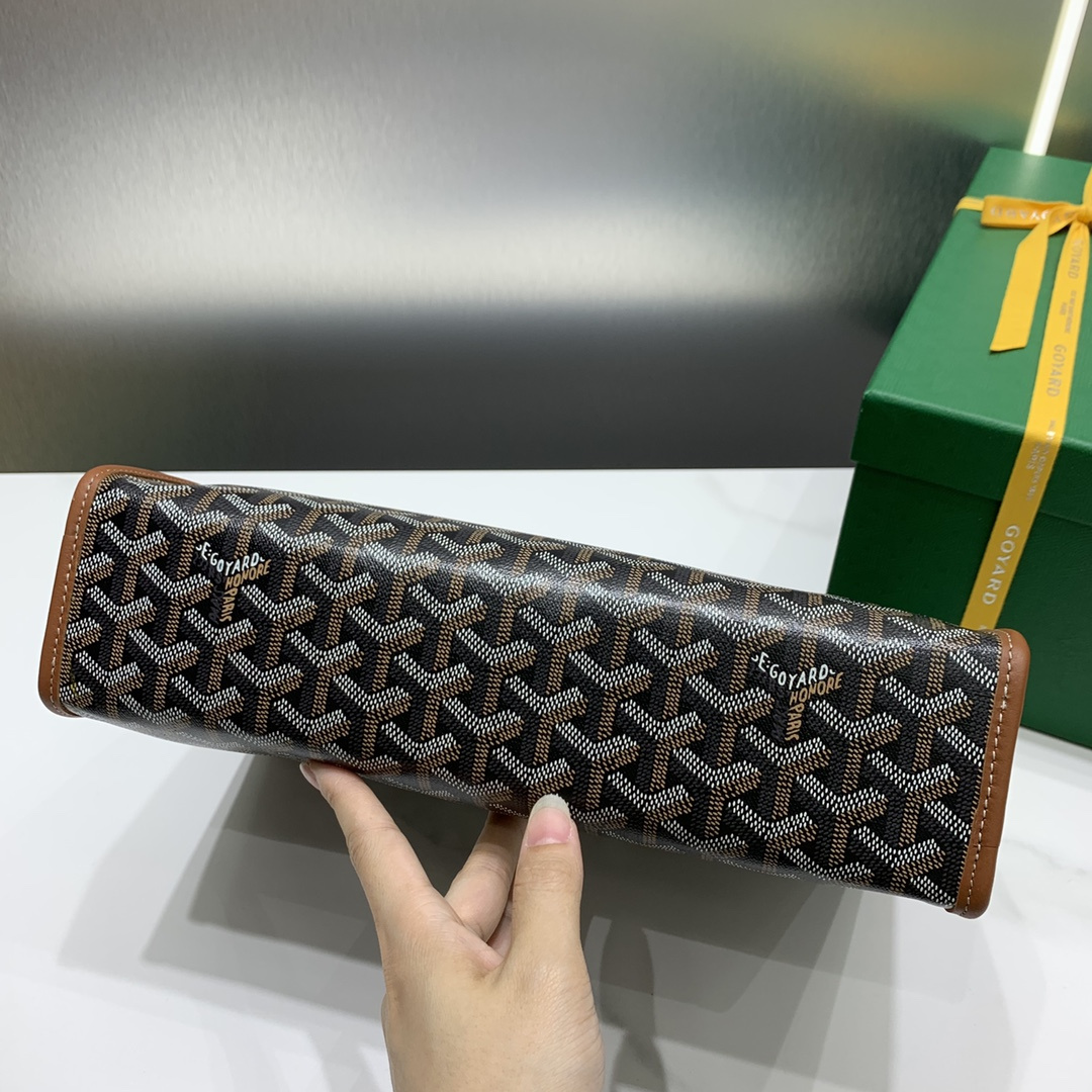 高仿Goyard*JOUVEM2多功能洗漱手拿包棕色大號免檢版
