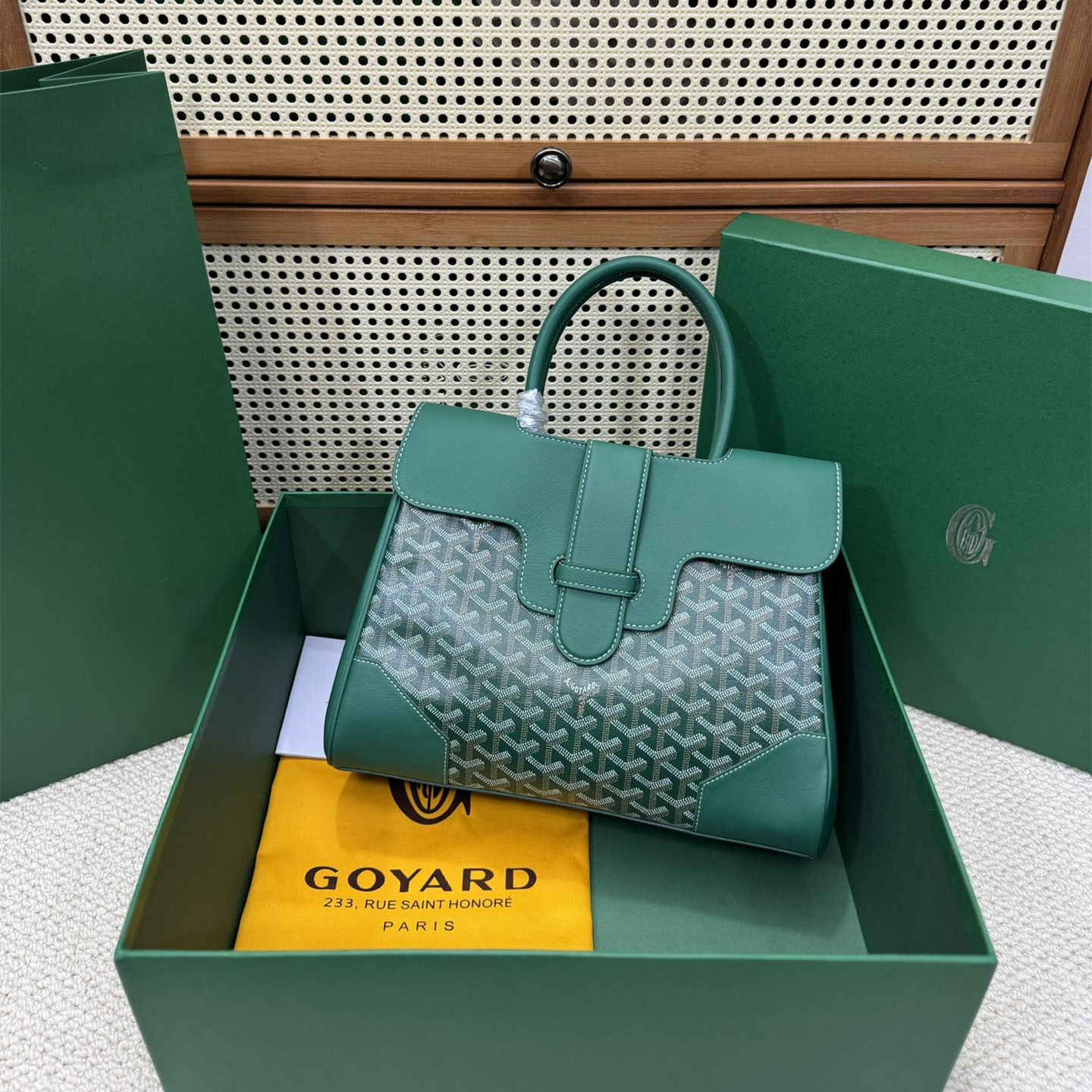 高仿Goyard*SAIGOC2手提托特包雙拼綠色大號免檢版
