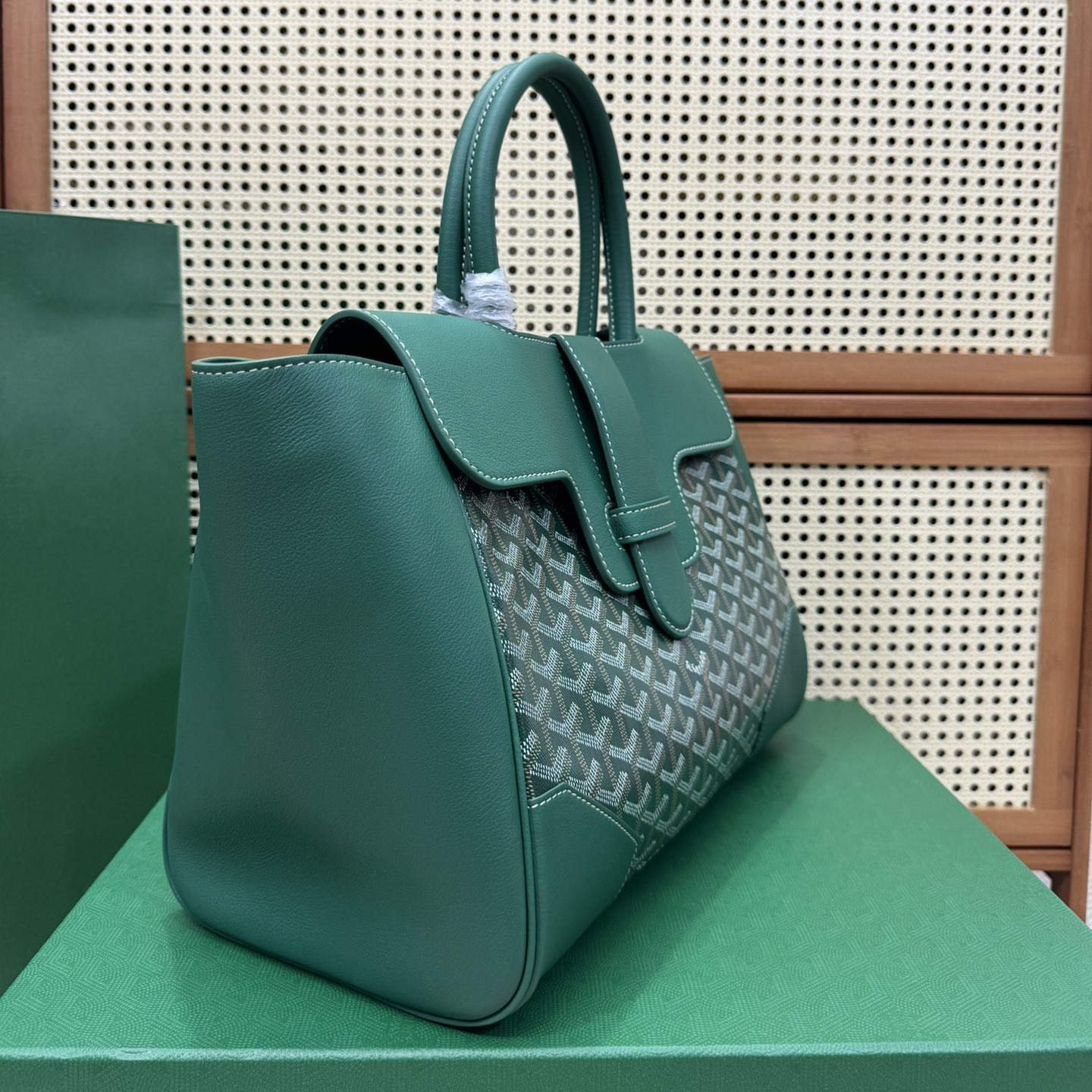 高仿Goyard*SAIGOC2手提托特包雙拼綠色大號免檢版