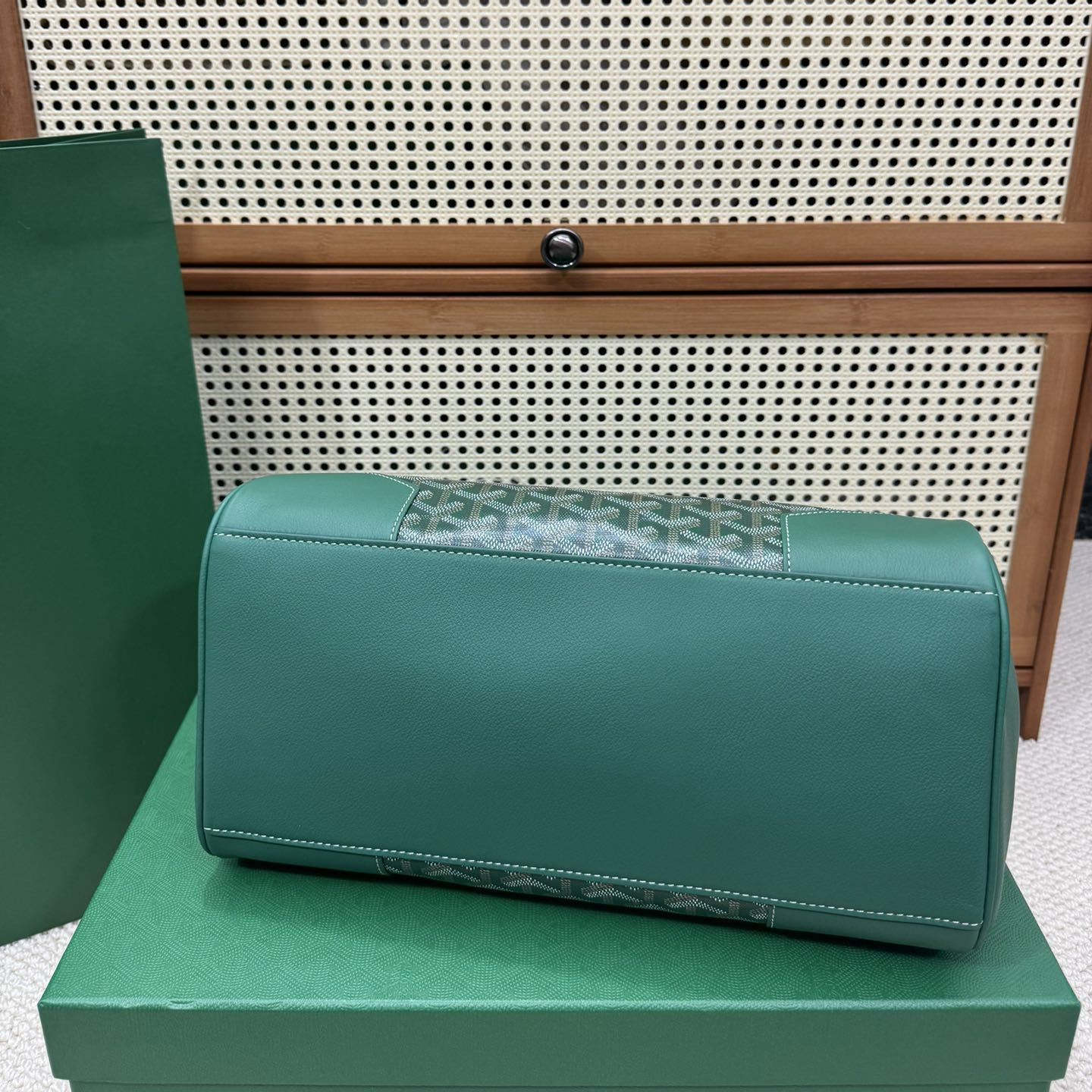 高仿Goyard*SAIGOC2手提托特包雙拼綠色大號免檢版