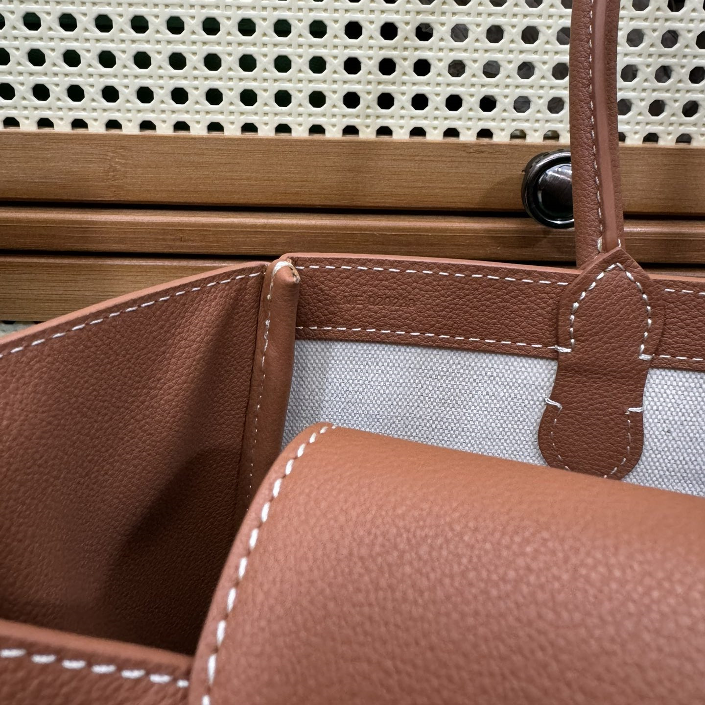 高仿Goyard*SAIGOC1手提托特包雙拼棕色大號免檢版