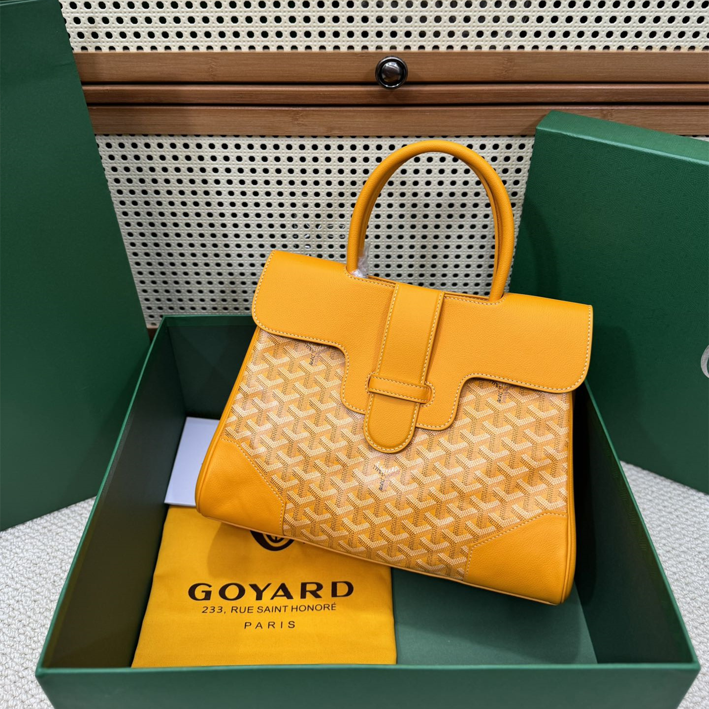高仿Goyard*SAIGOC5手提托特包雙拼黃色大號免檢版