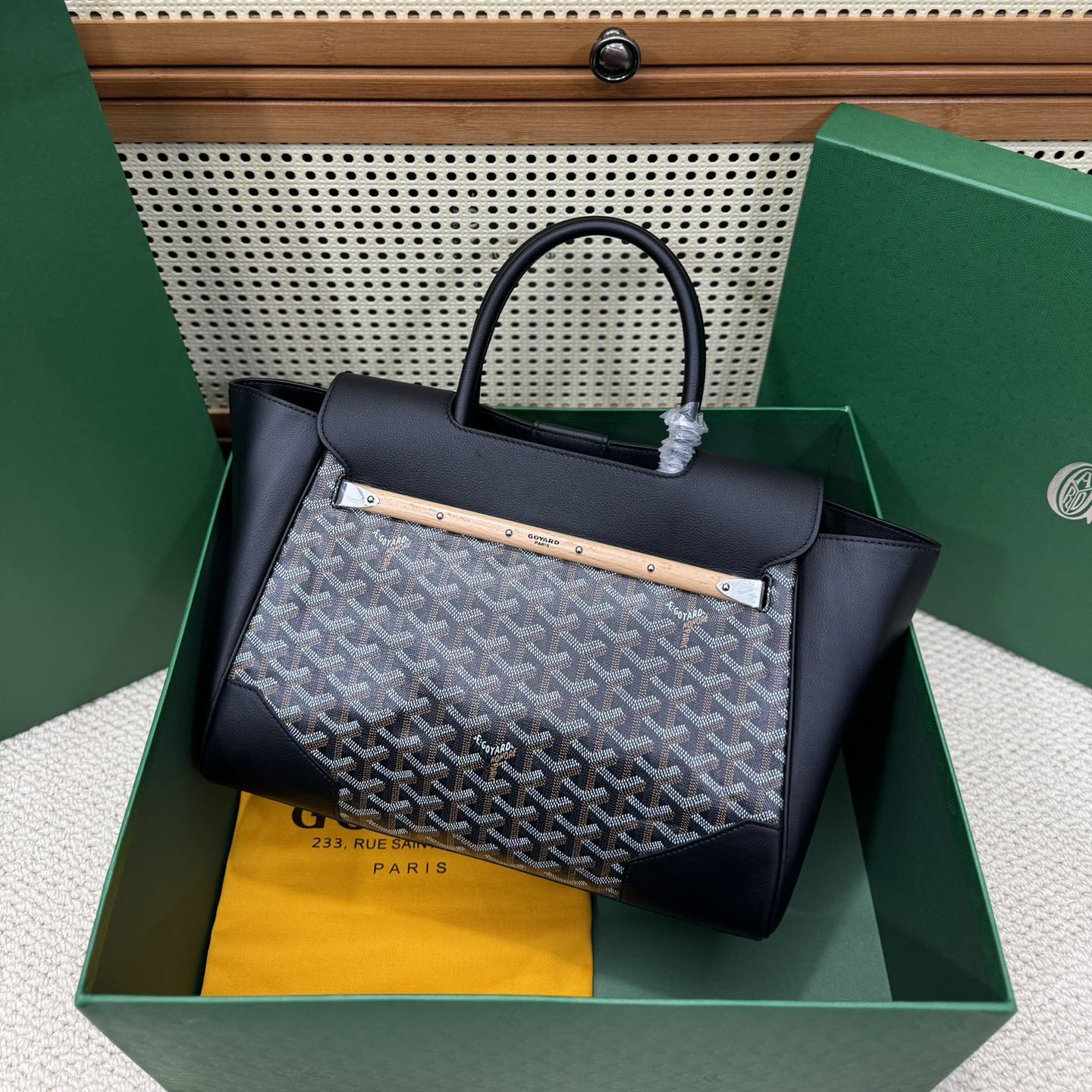 高仿Goyard*SAIGOC10手提托特包雙拼黑色大號免檢版
