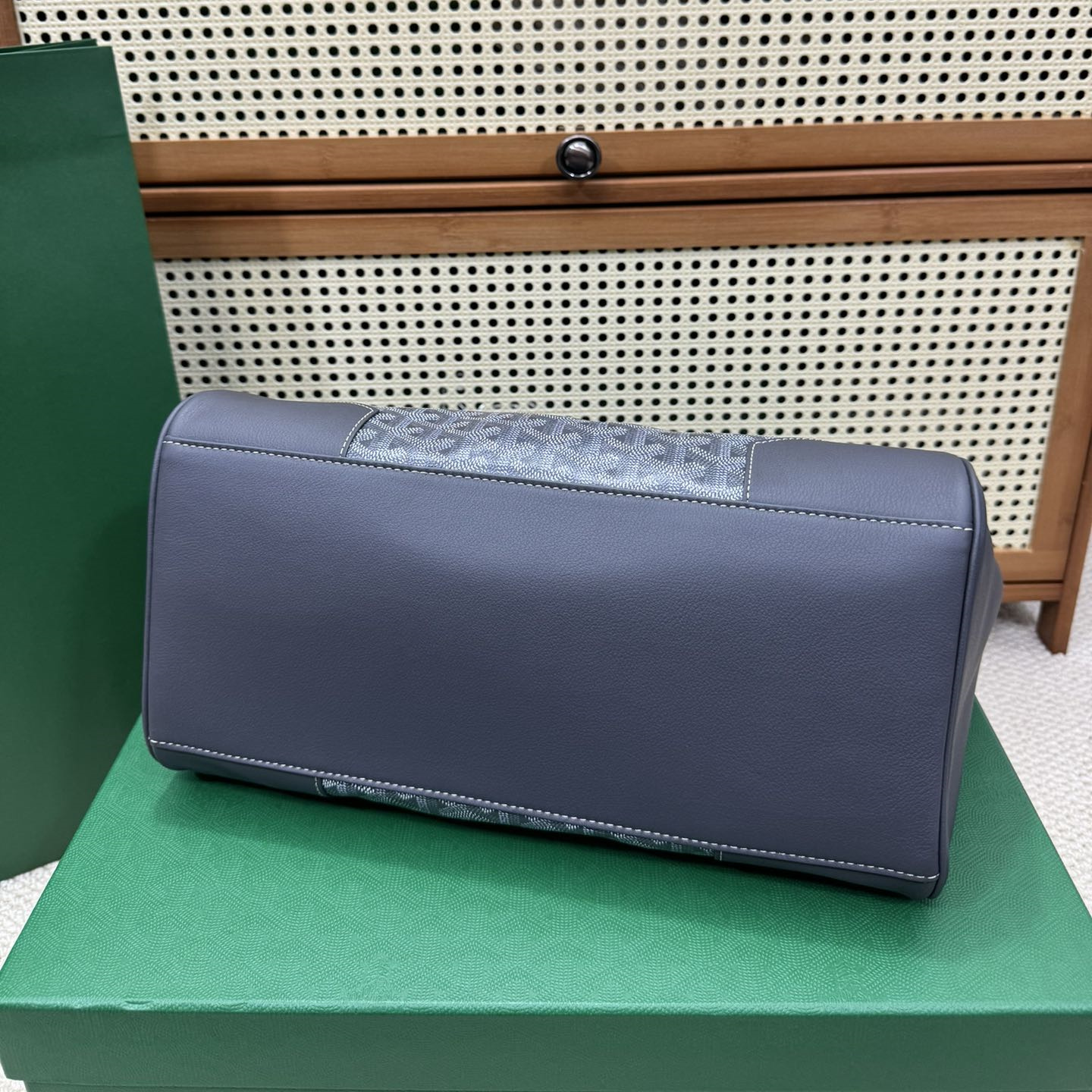 高仿Goyard*SAIGOC6手提托特包雙拼灰色大號免檢版