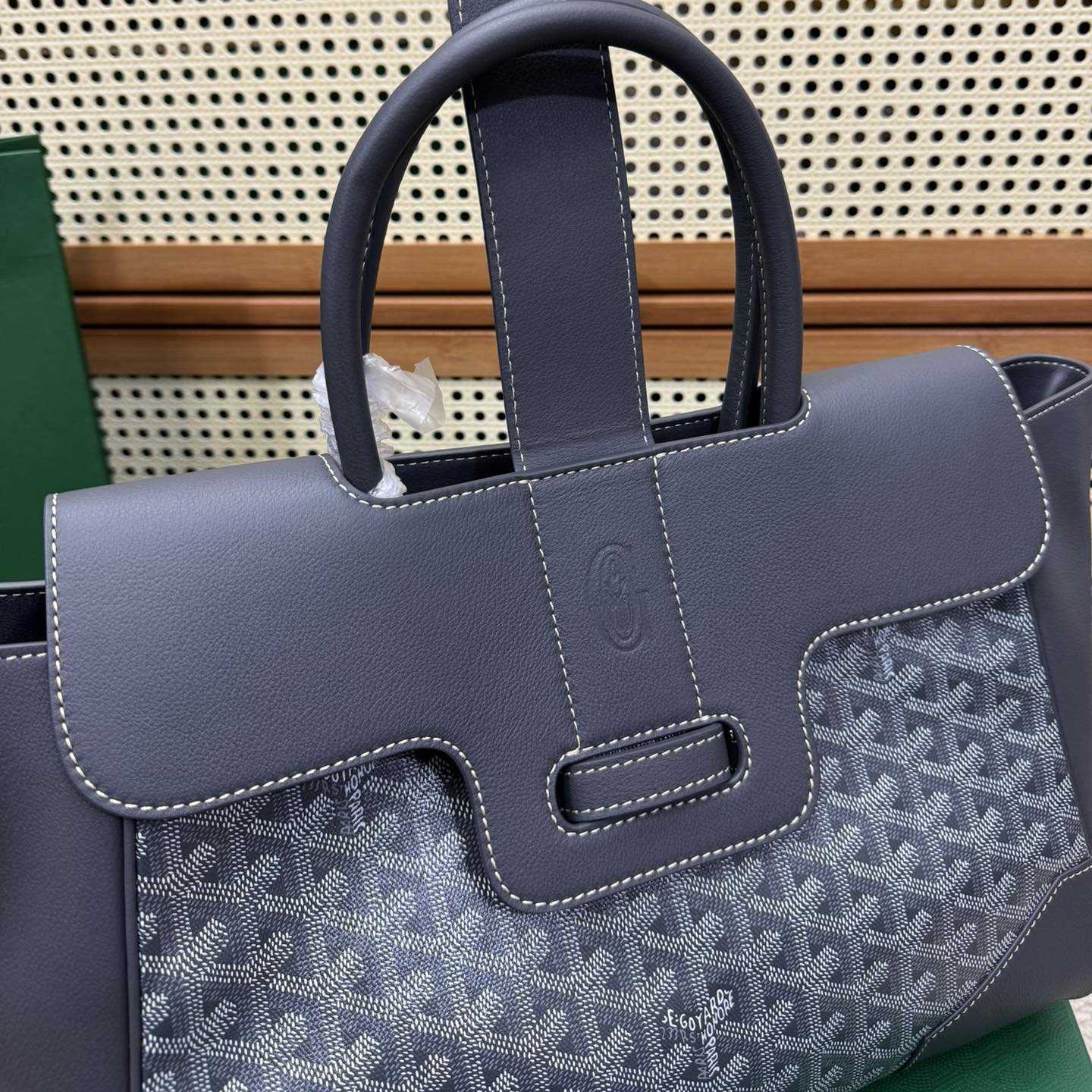 高仿Goyard*SAIGOC6手提托特包雙拼灰色大號免檢版