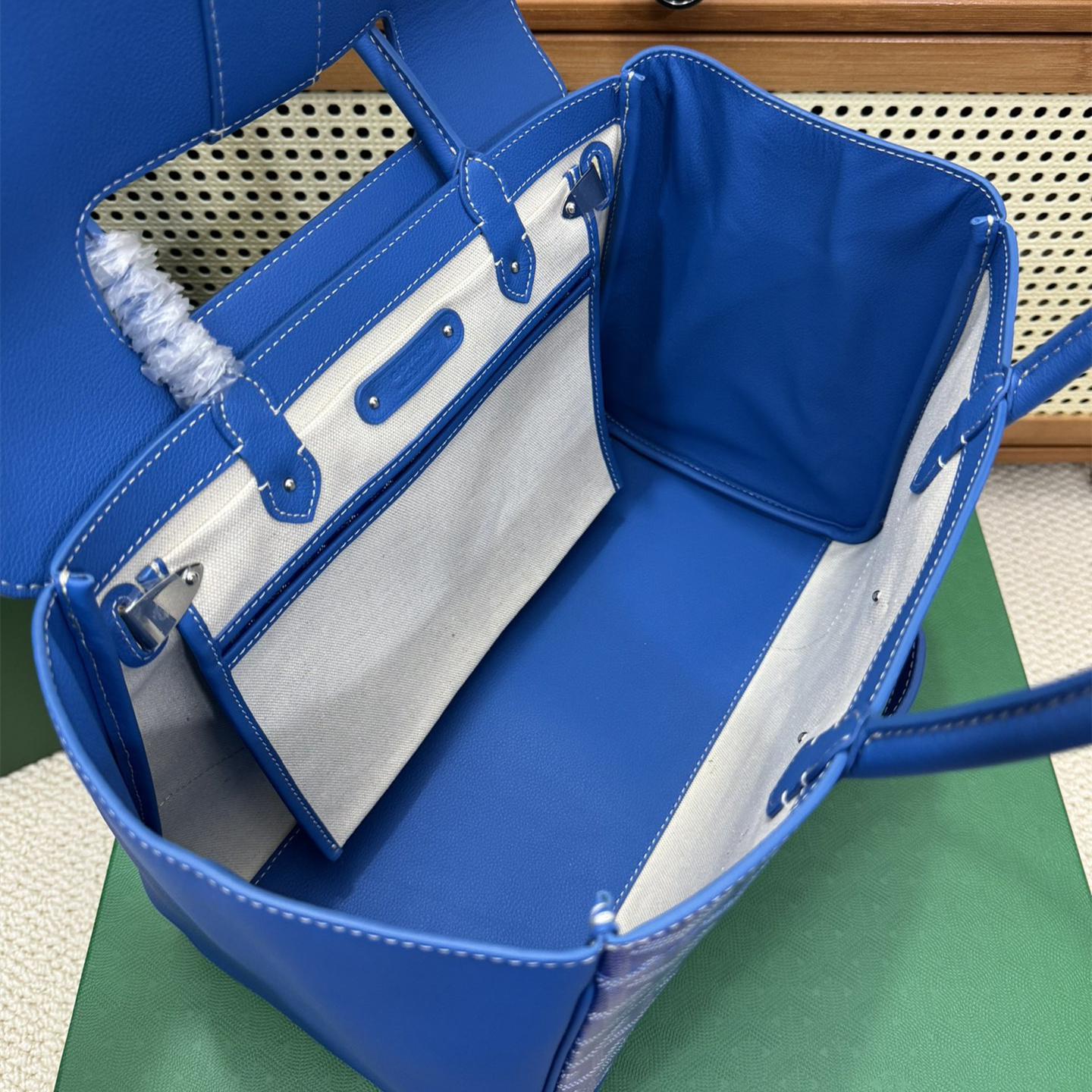 高仿Goyard*SAIGOC9手提托特包雙拼藍色大號免檢版