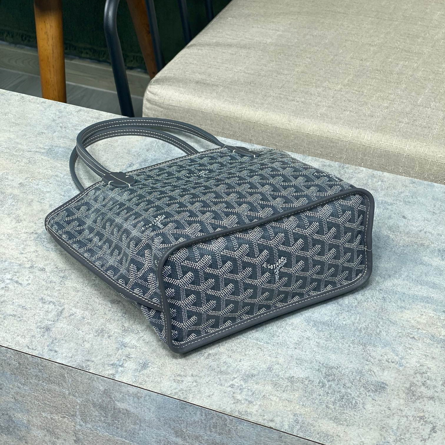 高仿Goyard*GY10181雙面兩用MiniTote手袋灰色免檢版