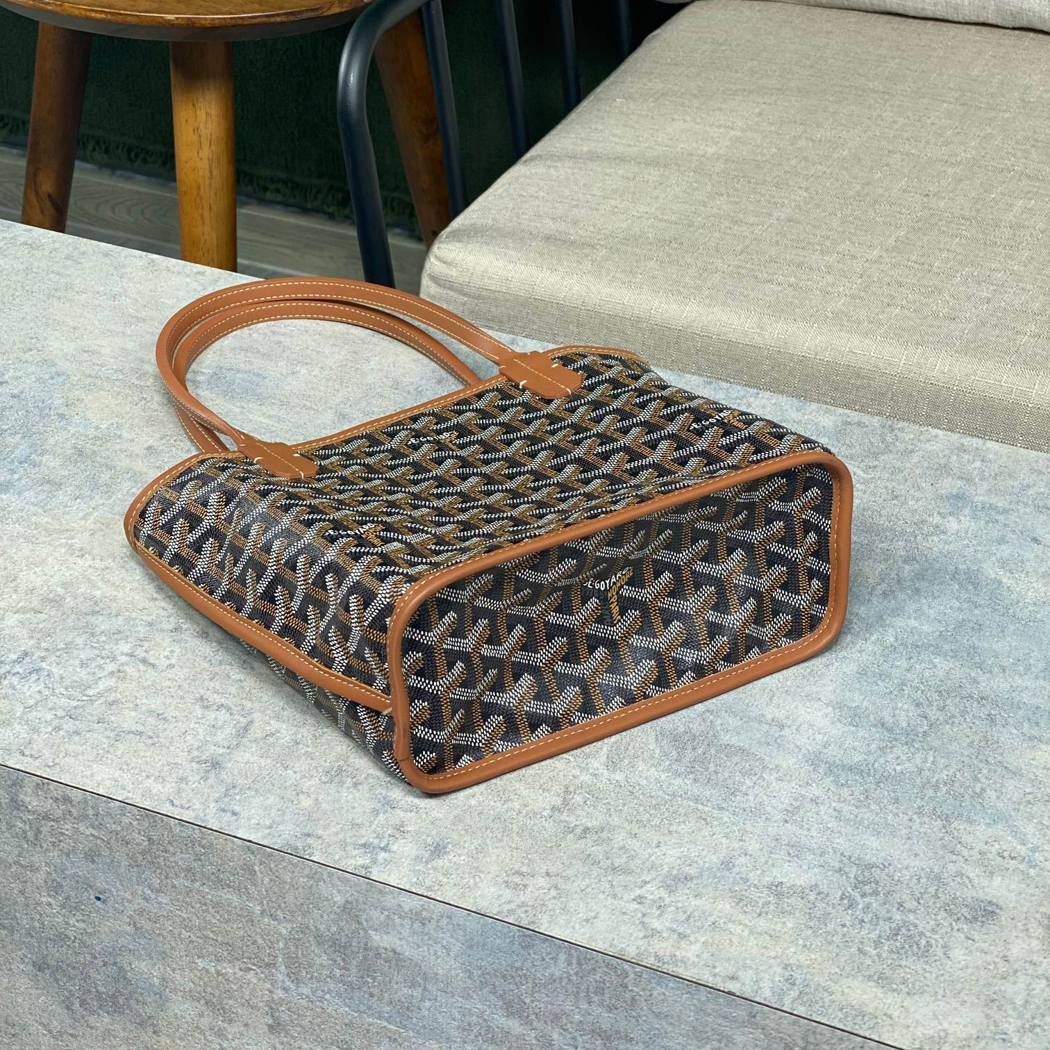 高仿Goyard*GY10183雙面兩用MiniTote手袋棕色免檢版