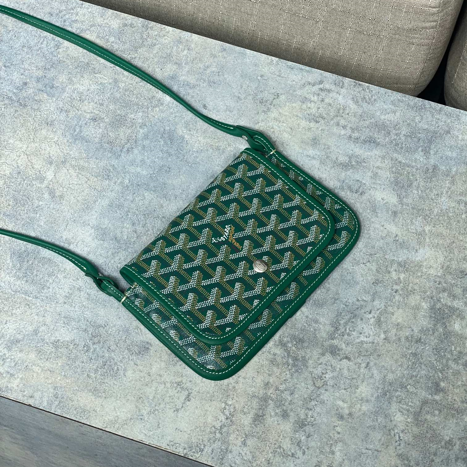 高仿Goyard*PLUMET1小巧信封袋綠色免檢版