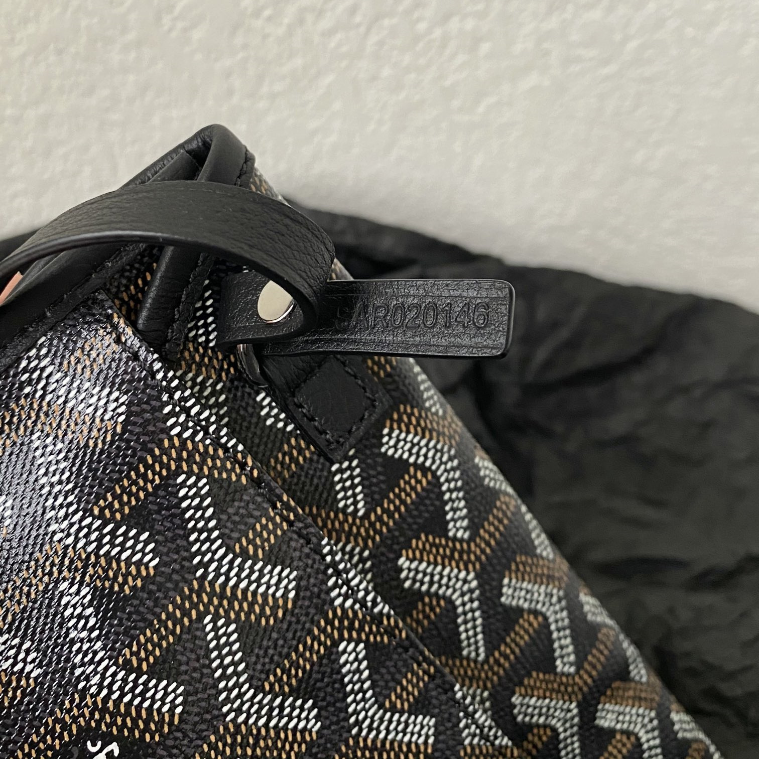 高仿Goyard*STLOUI8滿印Tote媽咪袋黑色大號免檢版