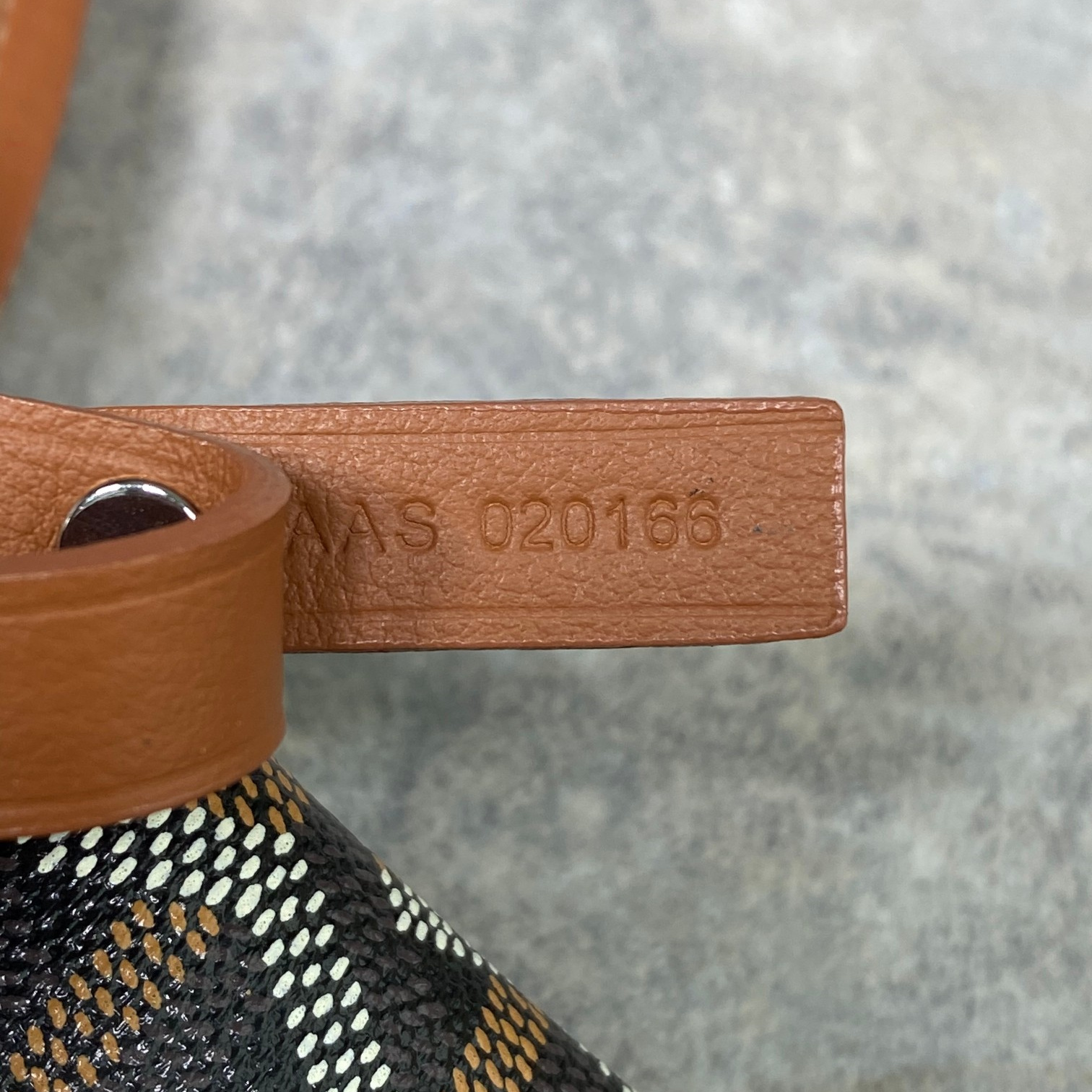 高仿Goyard*GY10183雙面兩用MiniTote手袋棕色免檢版