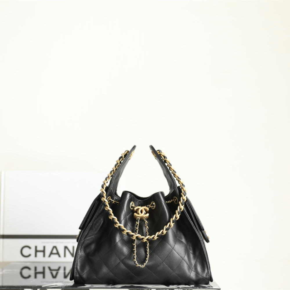 Chanel 25 Bag 小號：黑色小牛皮腋下包配金鏈