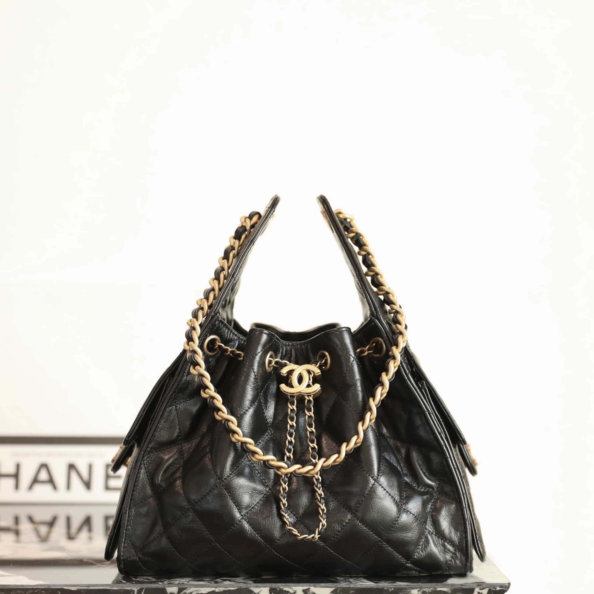 高仿Chanel*25P系列AS5293亮面牛皮單肩購物袋小號黑色免檢版