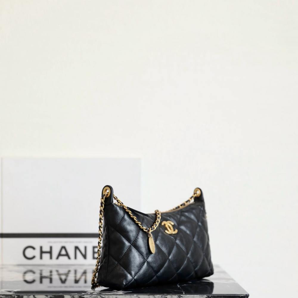 高仿Chanel*25S系列AS5528小羊皮腋下包黑色免檢版