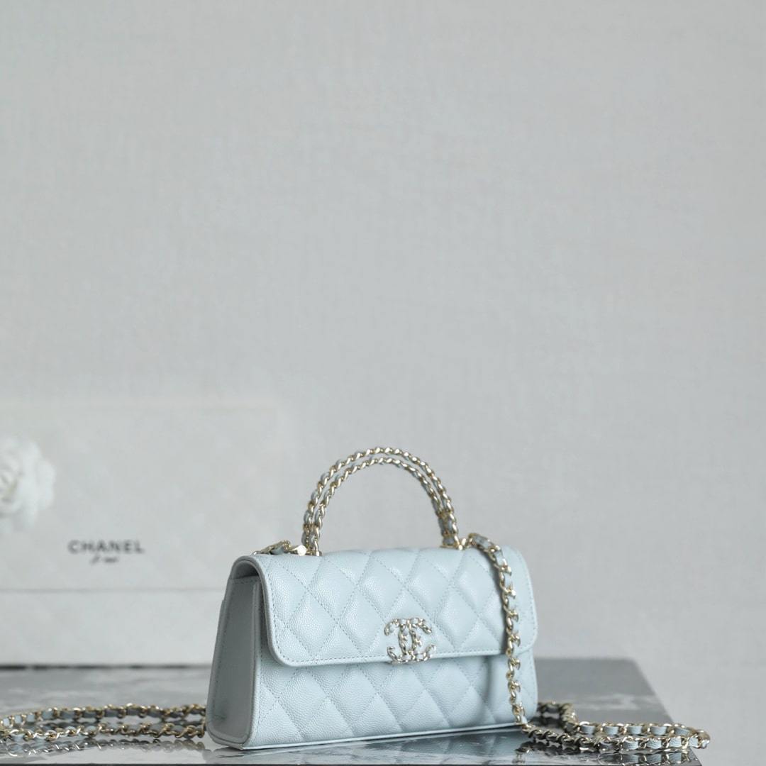 高仿Chanel*25S系列AP3238亮面小牛皮單肩包嬰兒藍免檢版