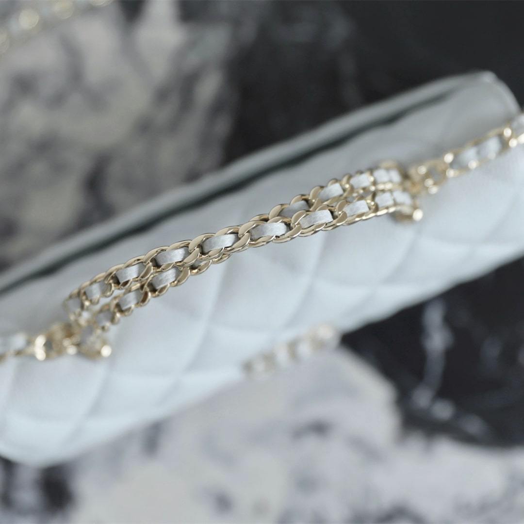 高仿Chanel*25S系列AP3238亮面小牛皮單肩包嬰兒藍免檢版